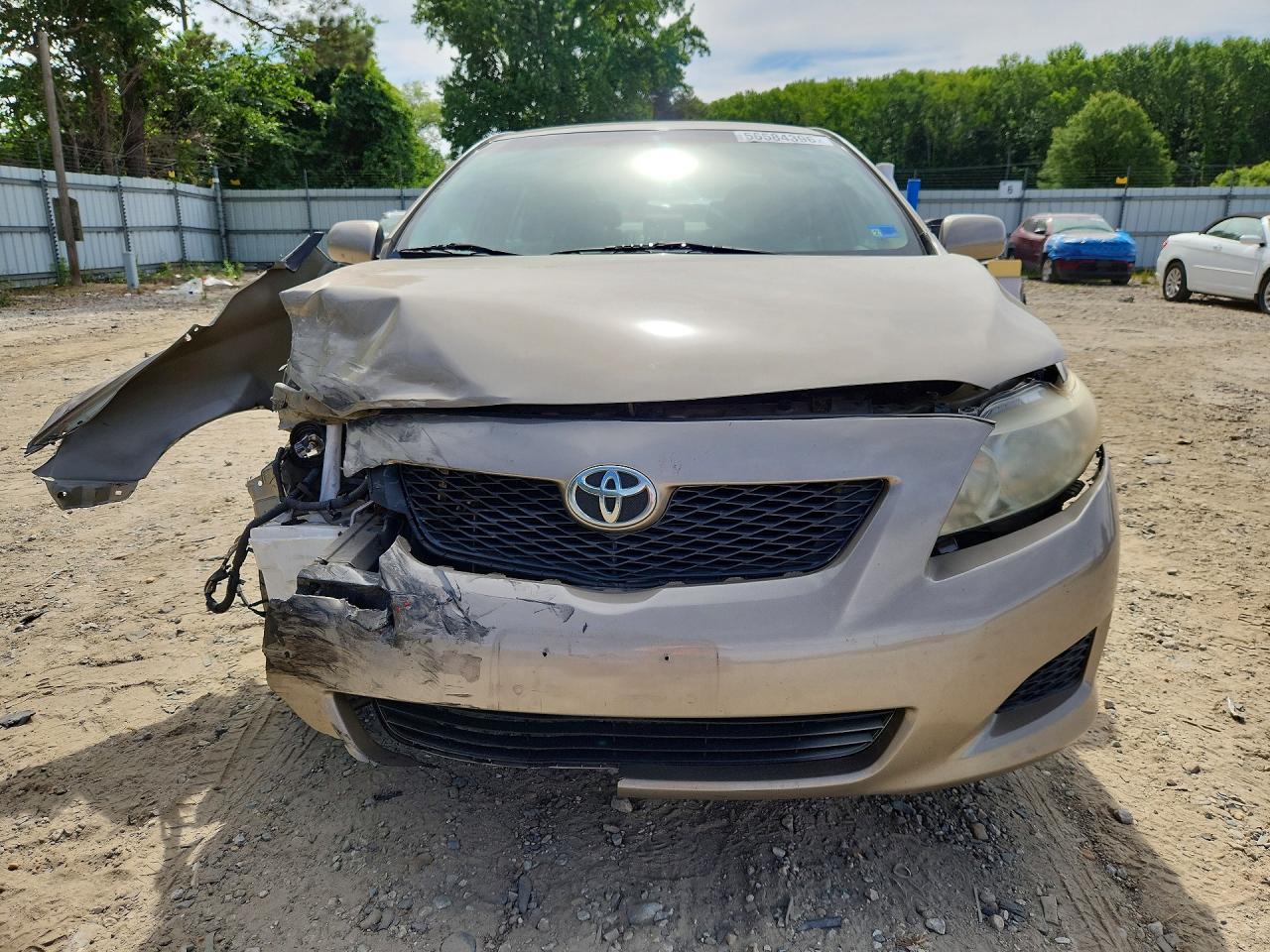 2010 Toyota Corolla Le Brown vin: 2T1BU4EE6AC241030