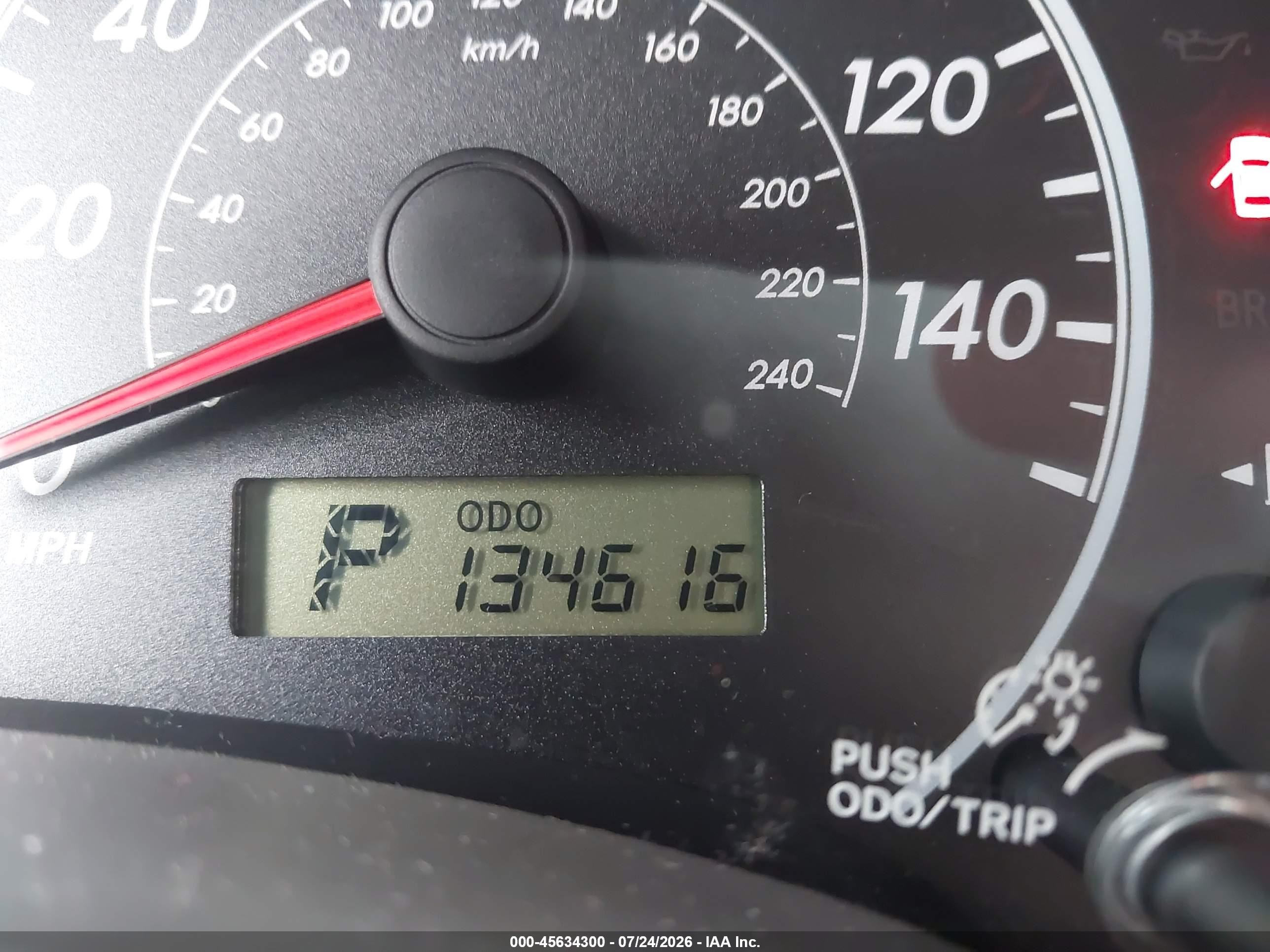 2010 Toyota Corolla Le Белый vin: 2T1BU4EE6AC243859