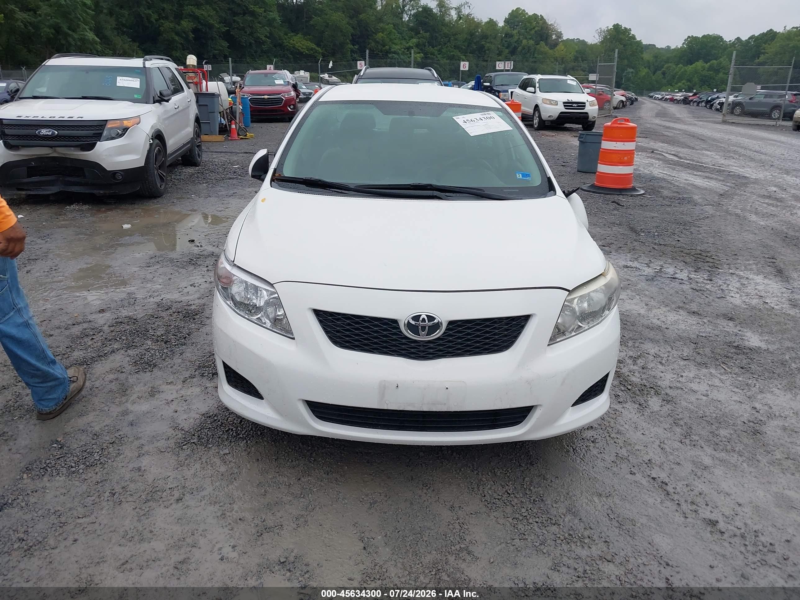 2010 Toyota Corolla Le Белый vin: 2T1BU4EE6AC243859