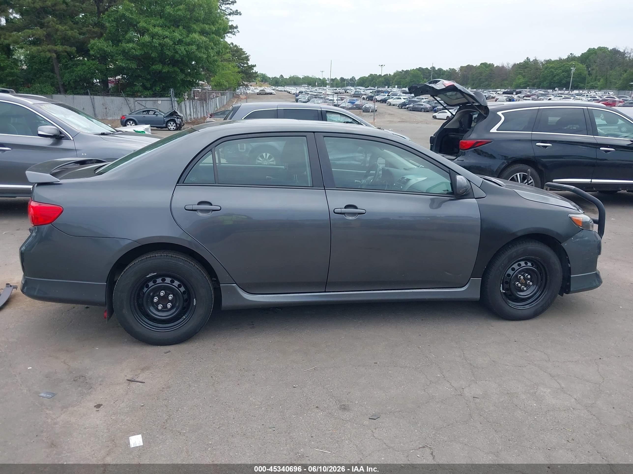 2010 Toyota Corolla S Gray vin: 2T1BU4EE6AC245210