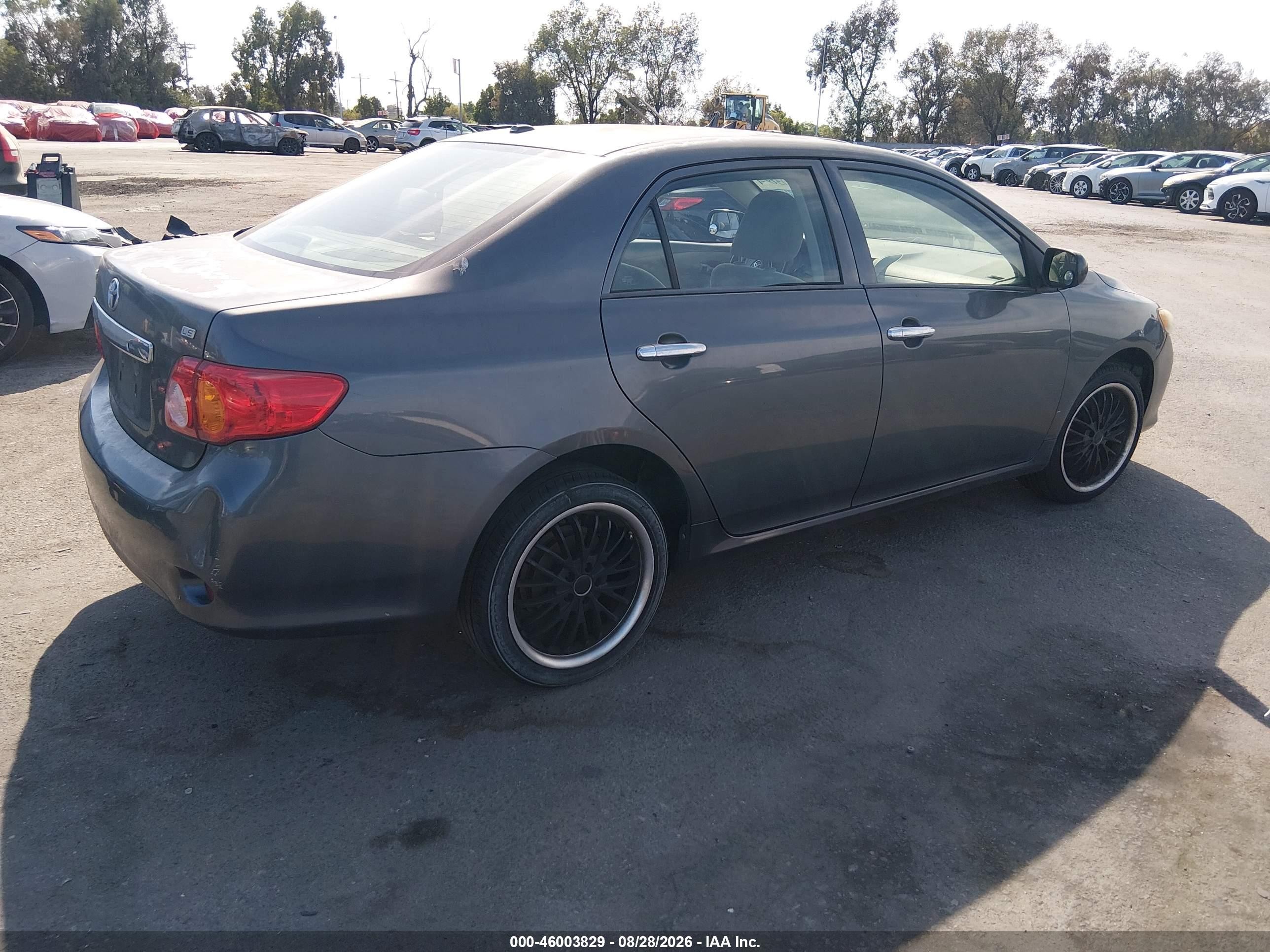 2010 Toyota Corolla Le Серый vin: 2T1BU4EE6AC254229