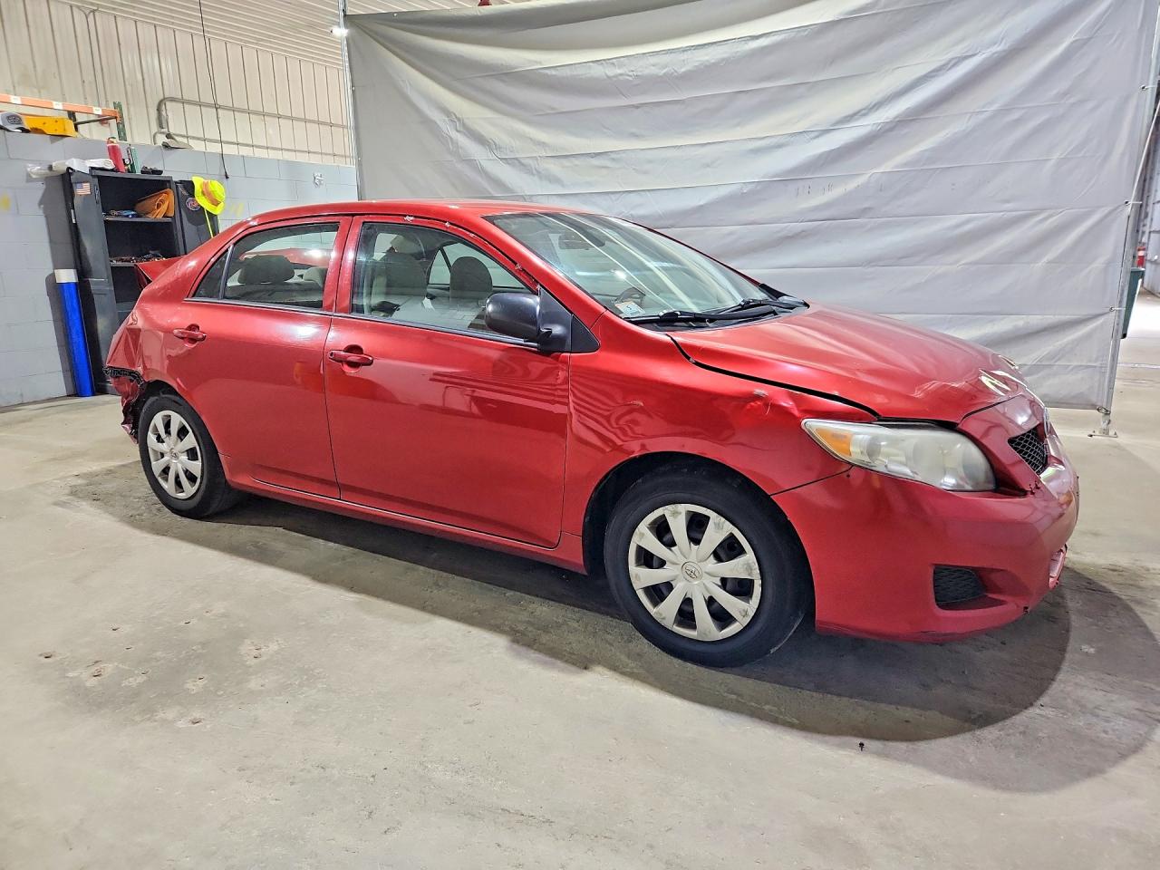 2010 Toyota Corolla Base Red vin: 2T1BU4EE6AC258524