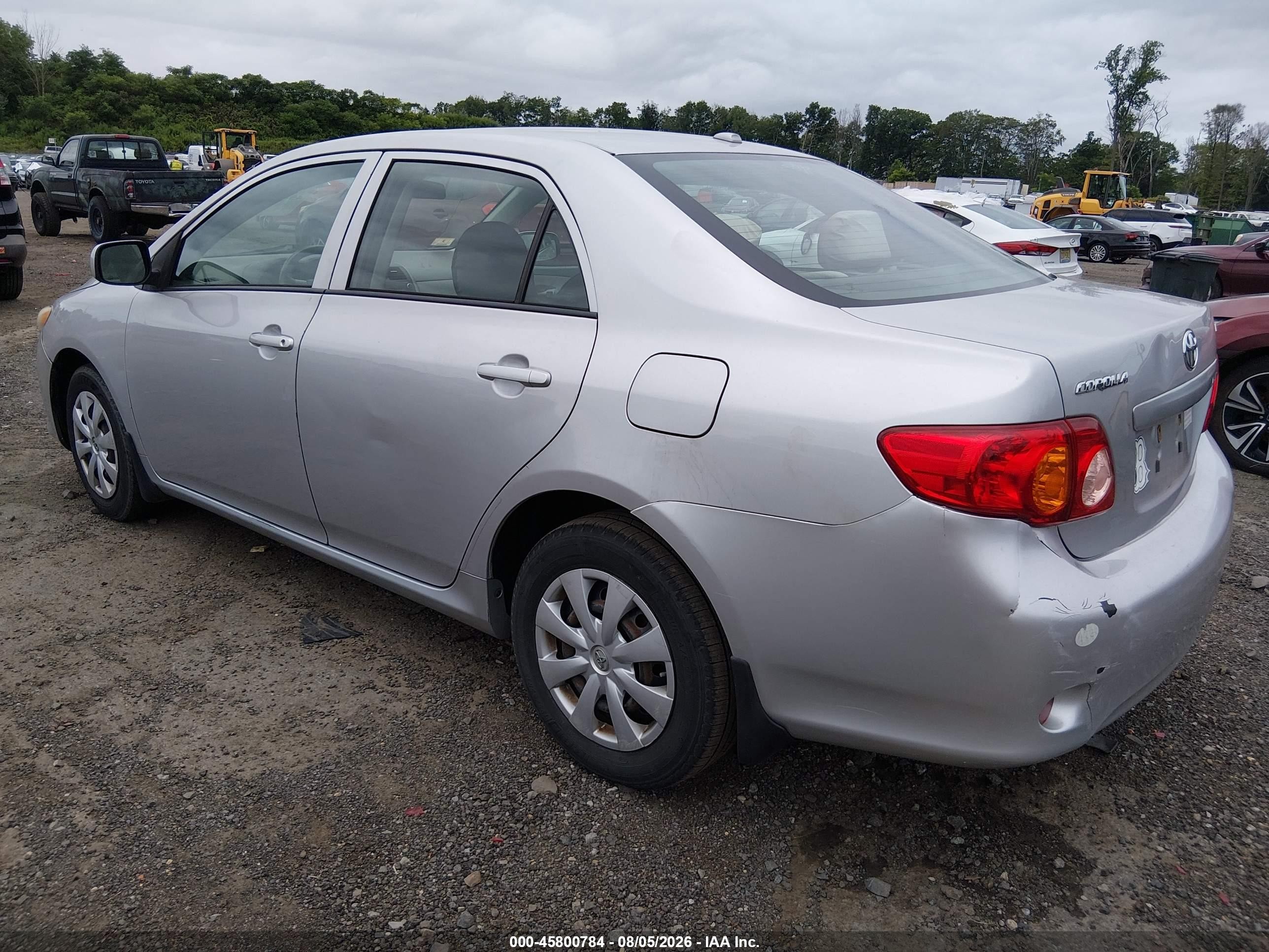 2010 Toyota Corolla Le Silver vin: 2T1BU4EE6AC283133