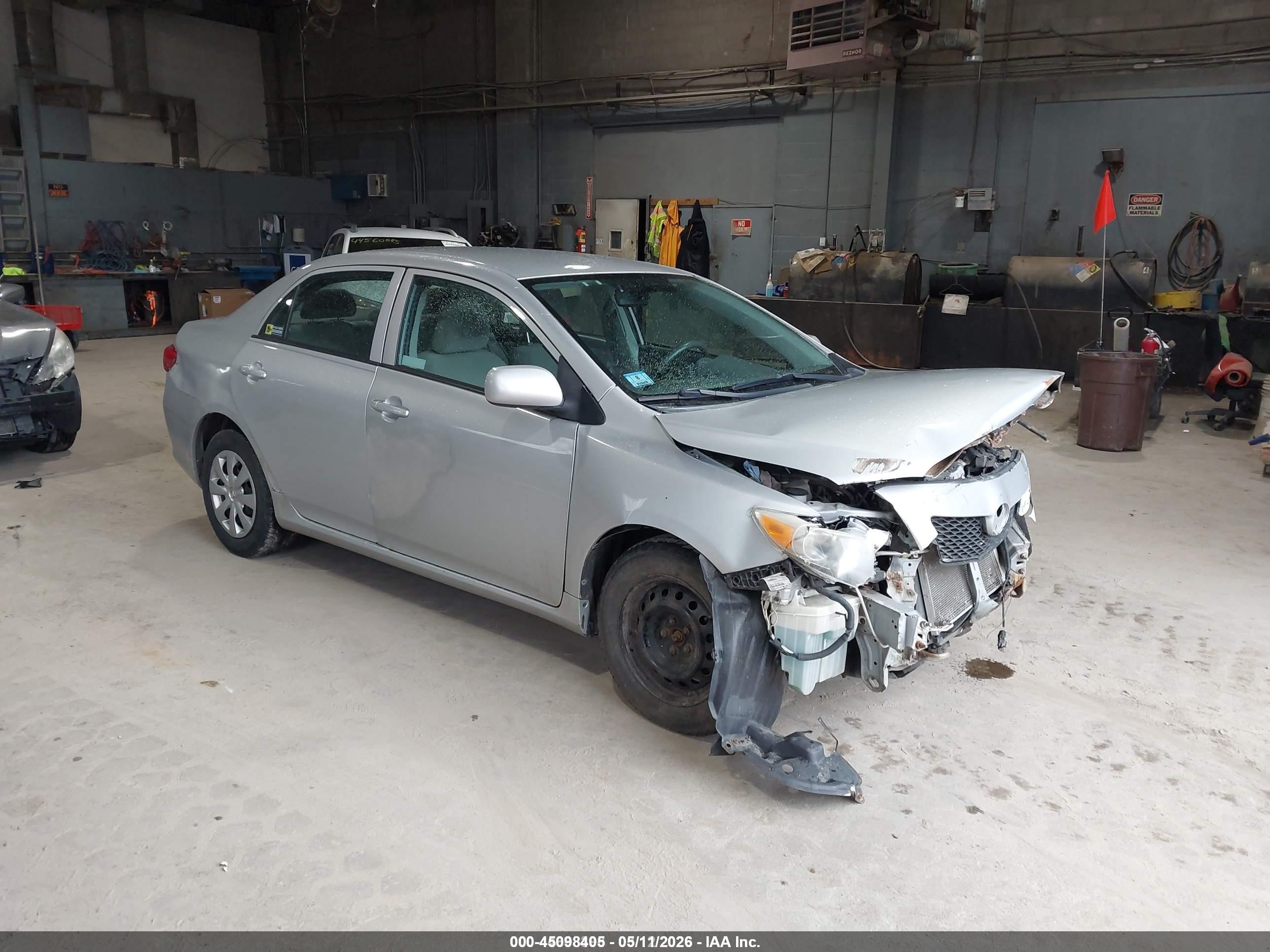 2010 Toyota Corolla Le Silver vin: 2T1BU4EE6AC349129