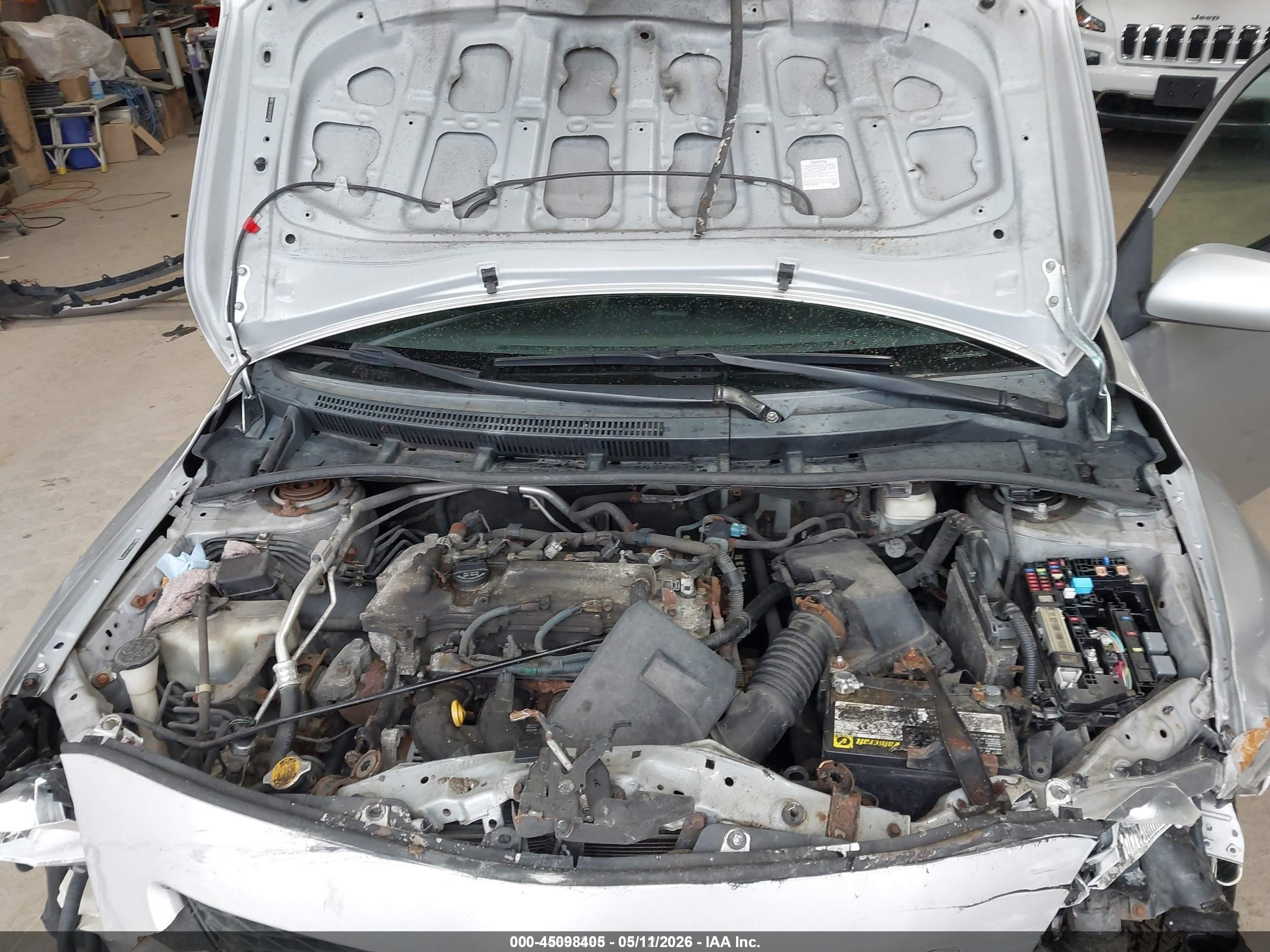 2010 Toyota Corolla Le Silver vin: 2T1BU4EE6AC349129