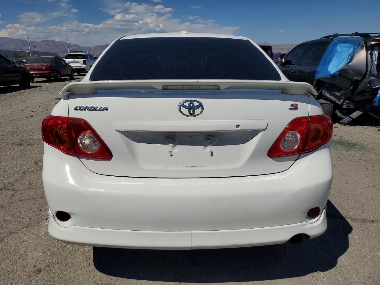2010 Toyota Corolla S White vin: 2T1BU4EE6AC379263