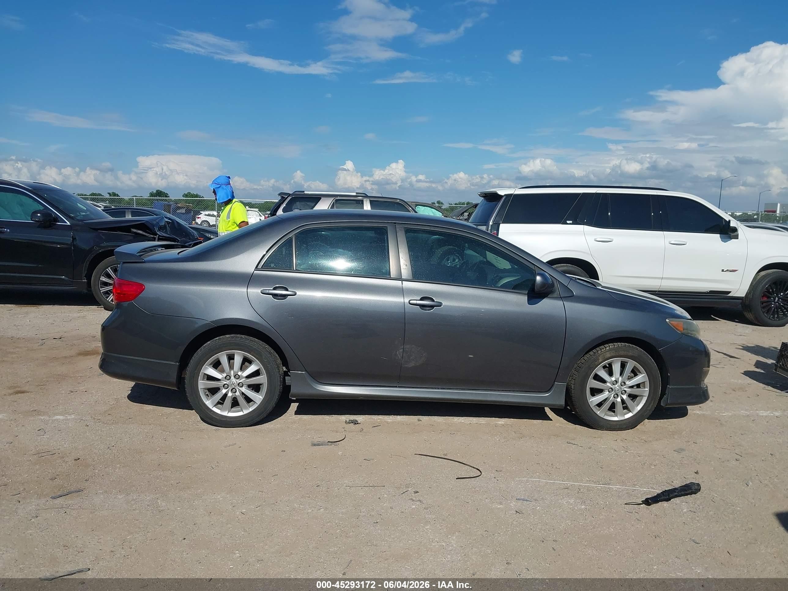 2010 Toyota Corolla S Gray vin: 2T1BU4EE6AC403271