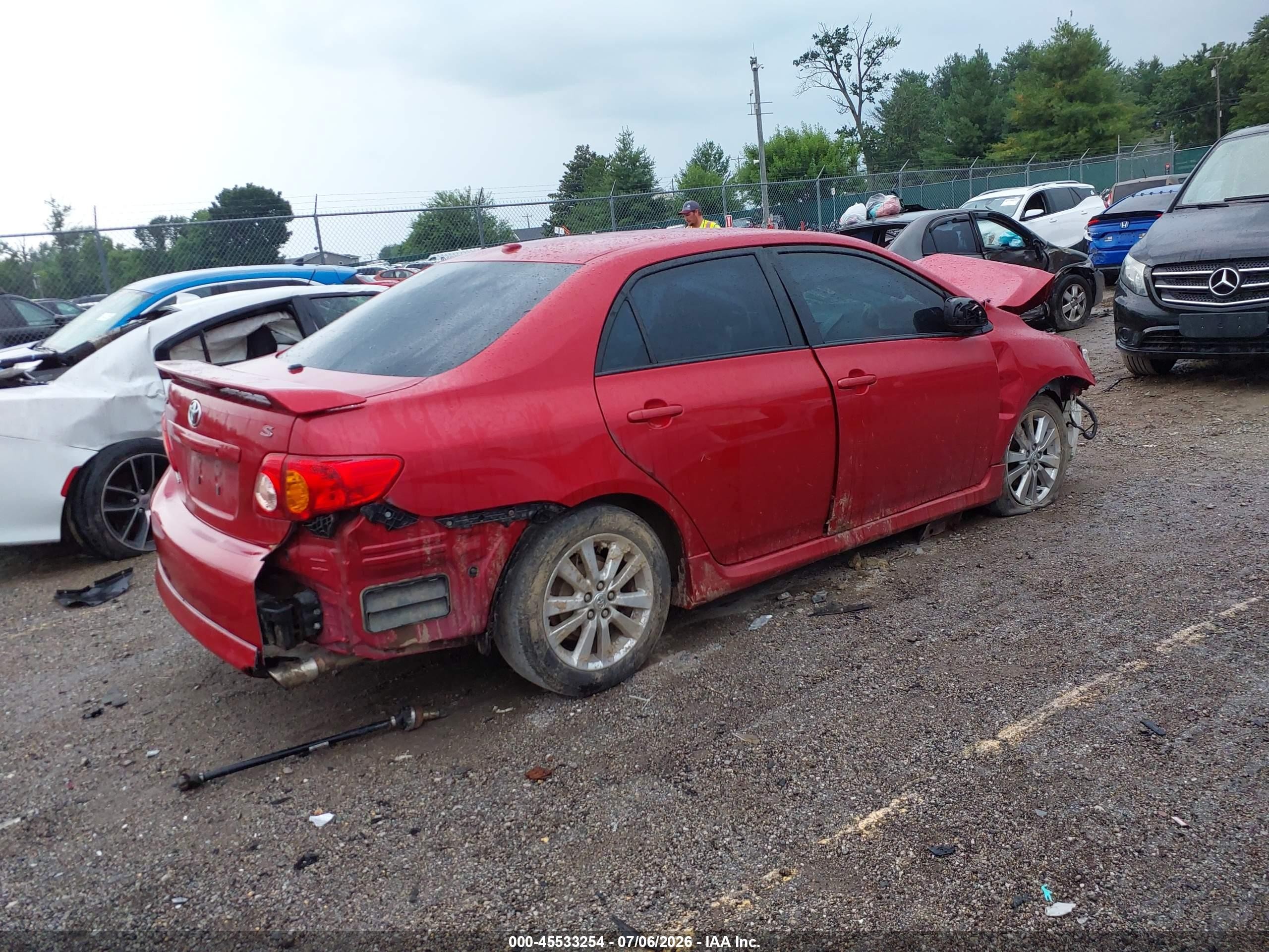 2010 Toyota Corolla S Red vin: 2T1BU4EE6AC404808