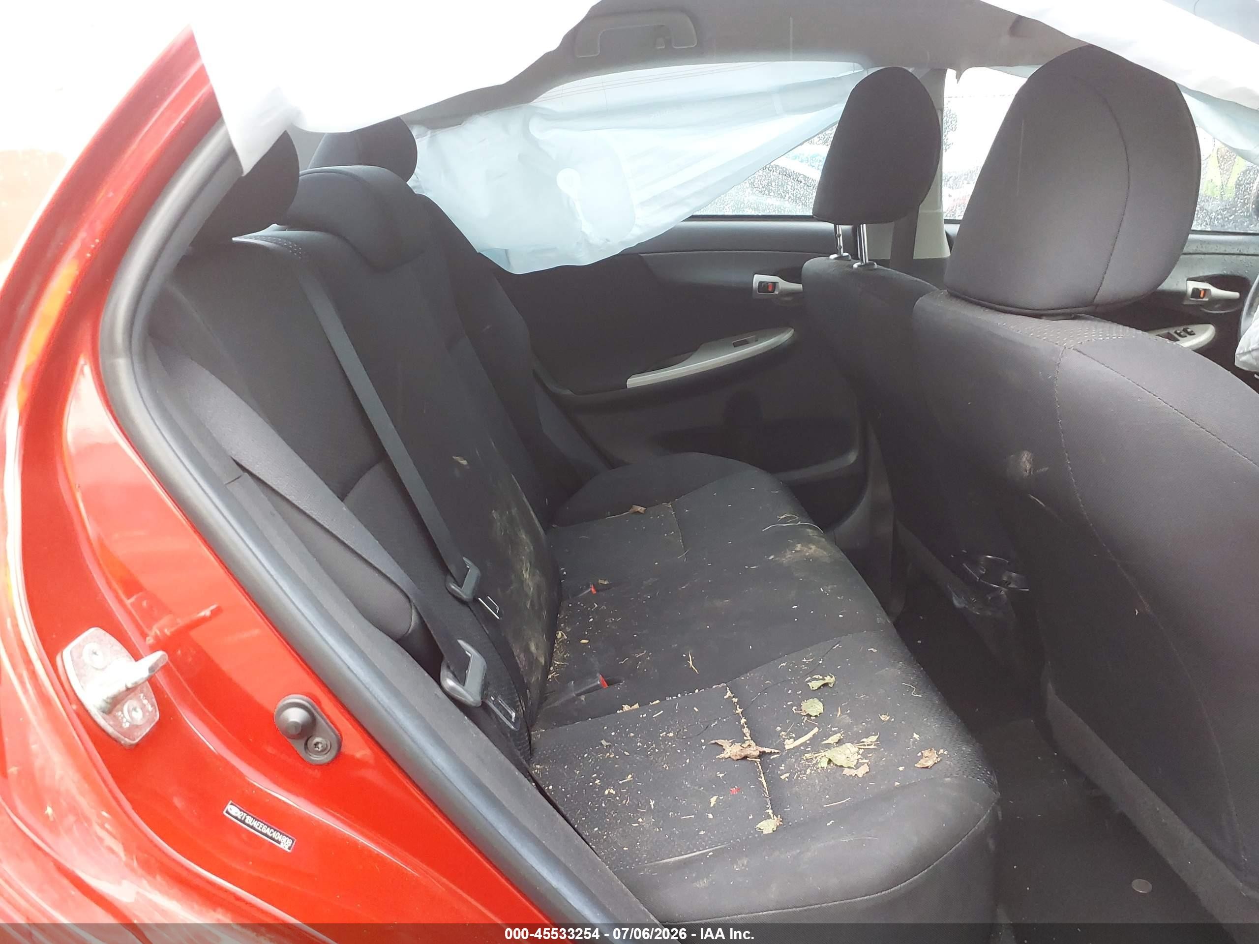 2010 Toyota Corolla S Red vin: 2T1BU4EE6AC404808