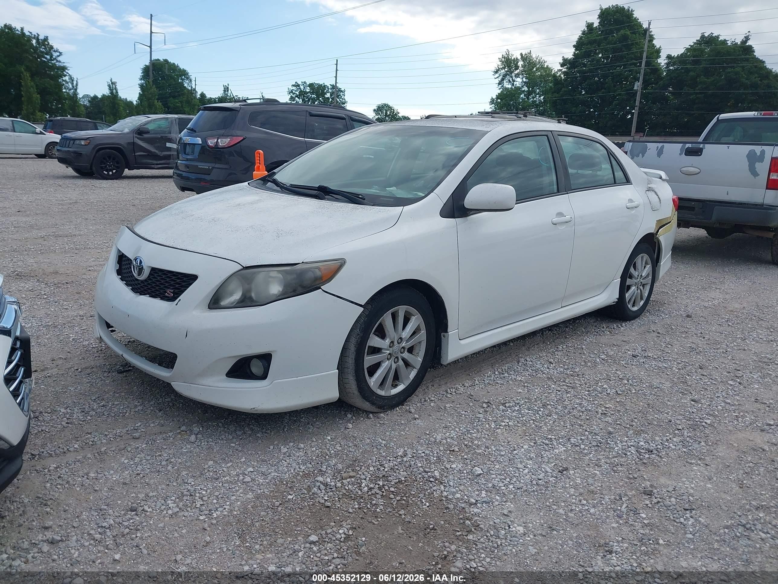 2010 Toyota Corolla S White vin: 2T1BU4EE6AC406669