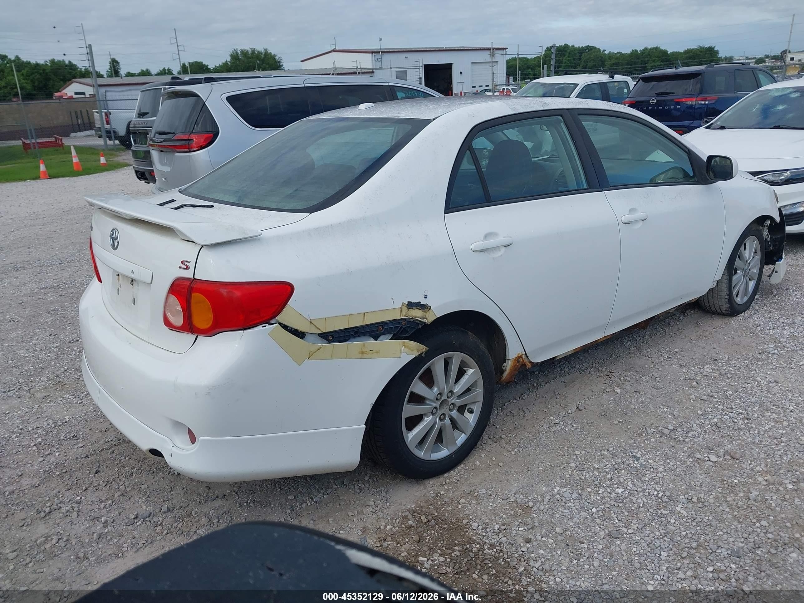 2010 Toyota Corolla S White vin: 2T1BU4EE6AC406669