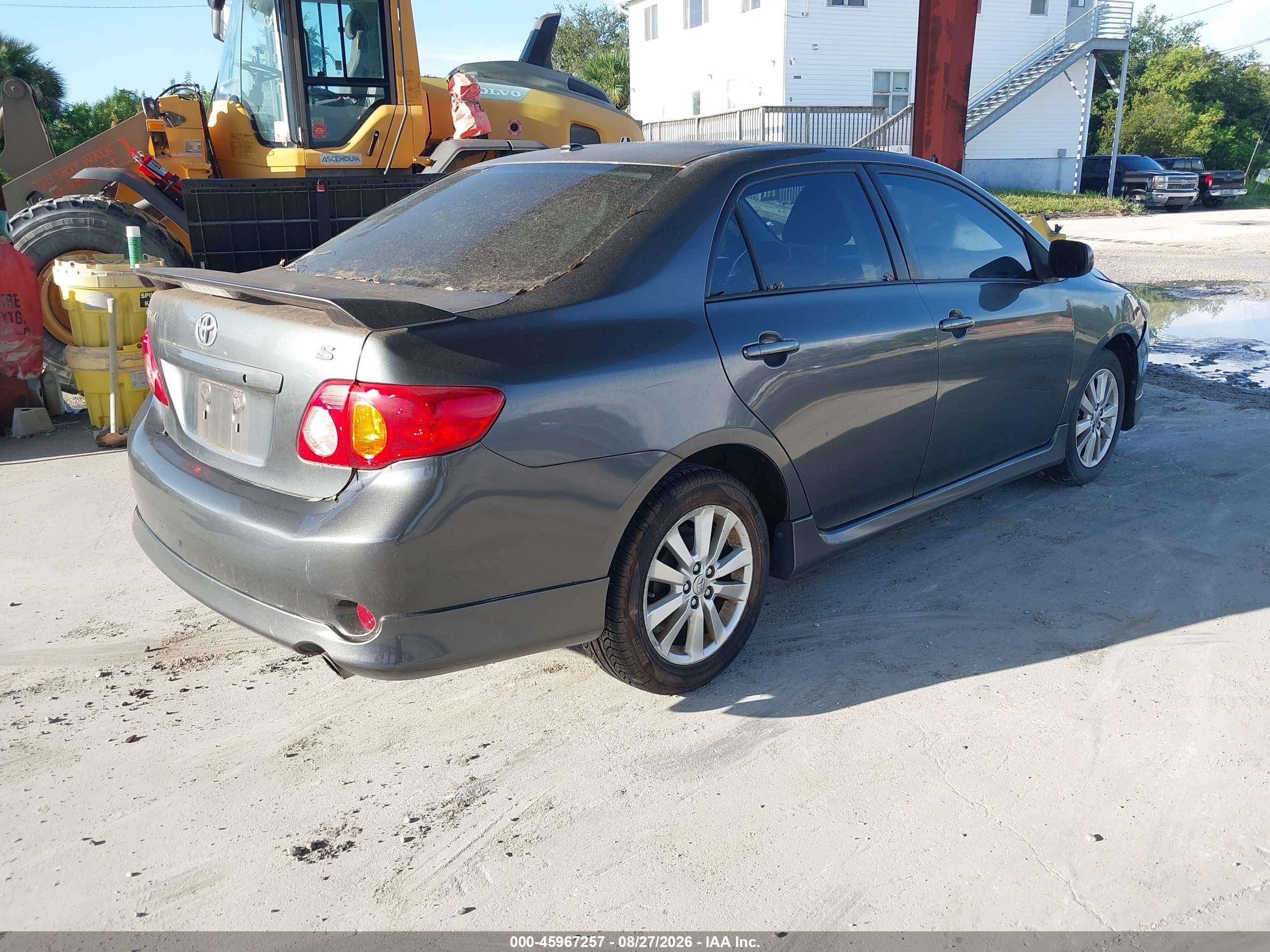 2010 Toyota Corolla S Серый vin: 2T1BU4EE6AC457914
