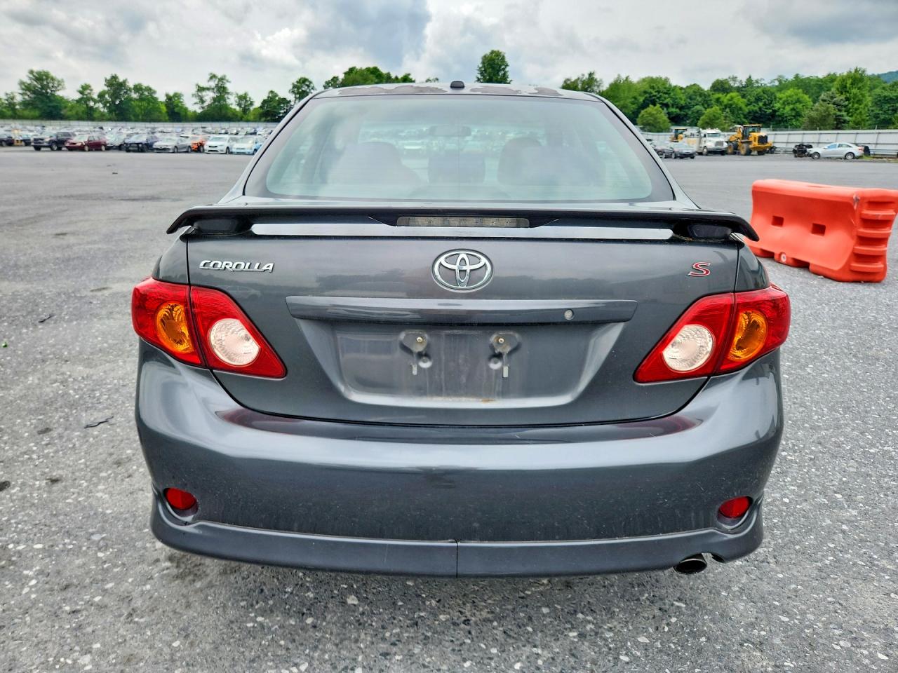 2010 Toyota Corolla S Gray vin: 2T1BU4EE6AC465916