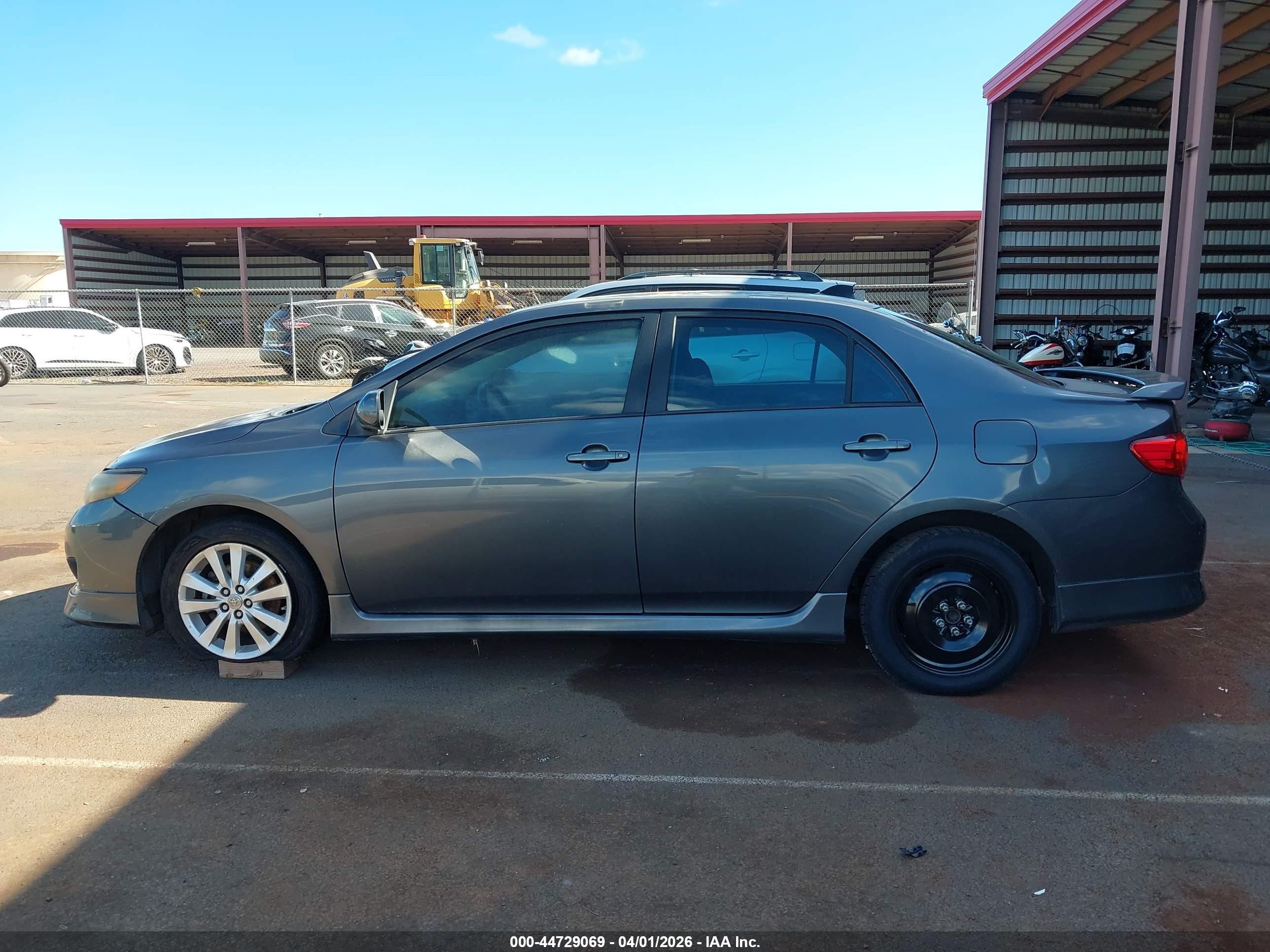 2010 Toyota Corolla S Gray vin: 2T1BU4EE6AC492257