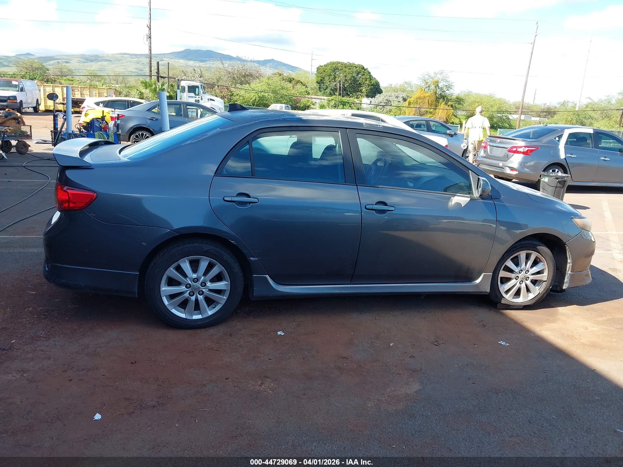 2010 Toyota Corolla S Gray vin: 2T1BU4EE6AC492257