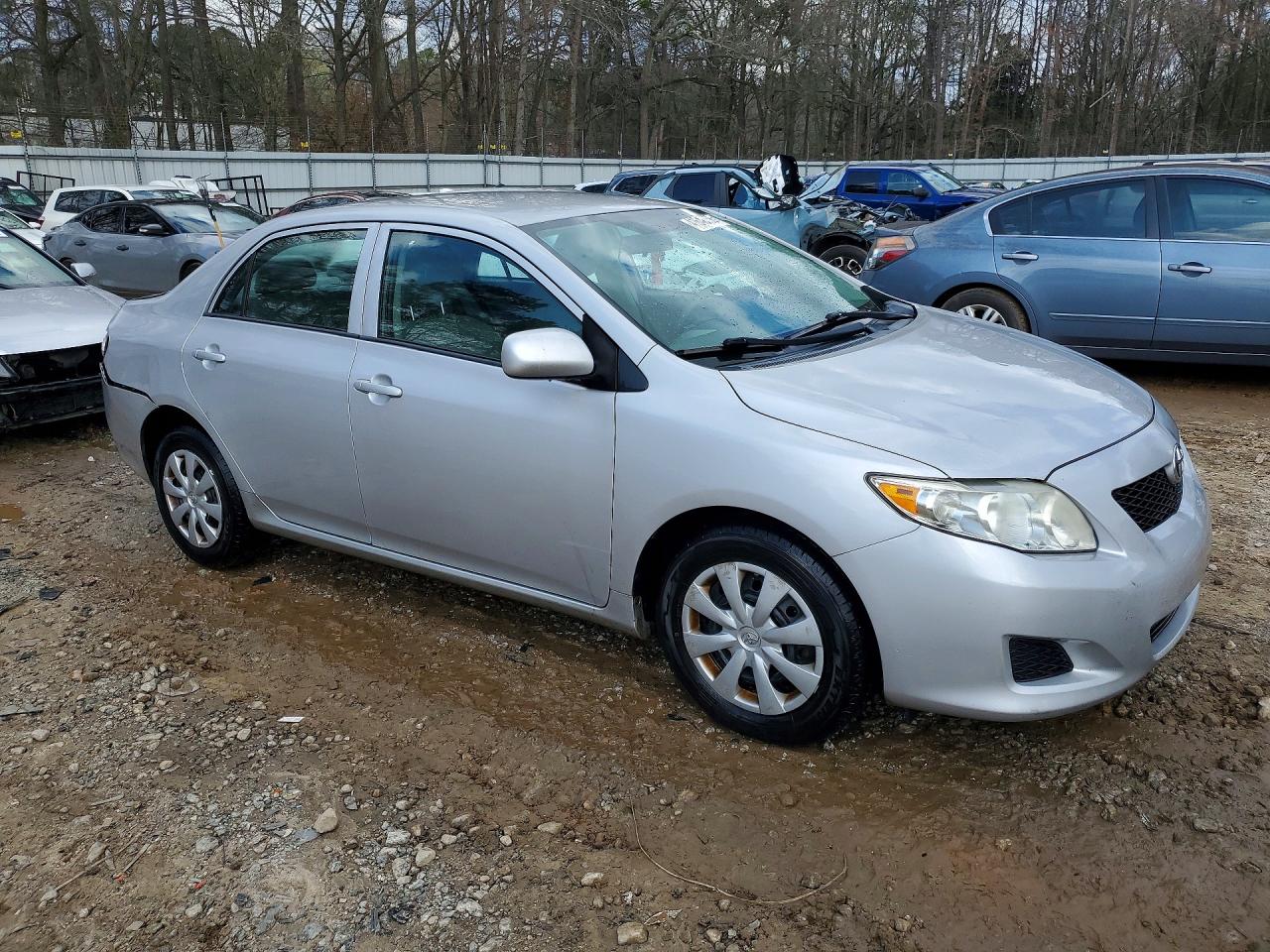 2010 Toyota Corolla Le Silver vin: 2T1BU4EE6AC503032