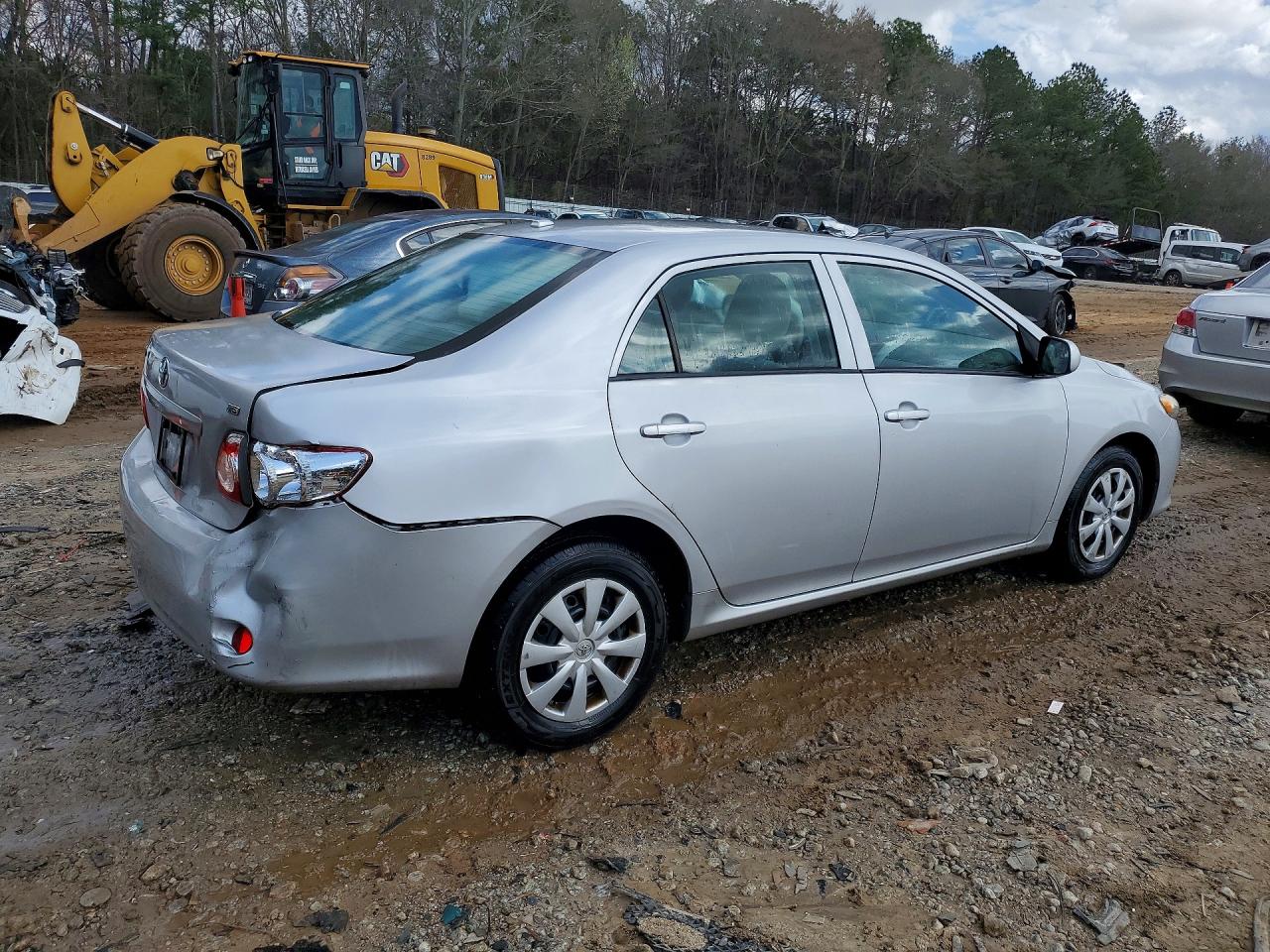 2010 Toyota Corolla Le Silver vin: 2T1BU4EE6AC503032