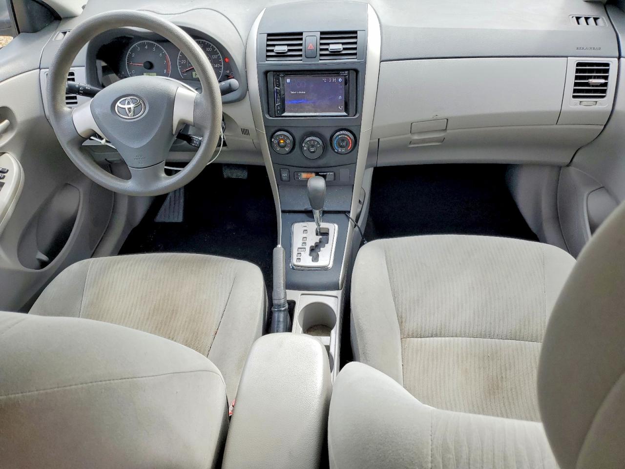 2010 Toyota Corolla Le Silver vin: 2T1BU4EE6AC503032