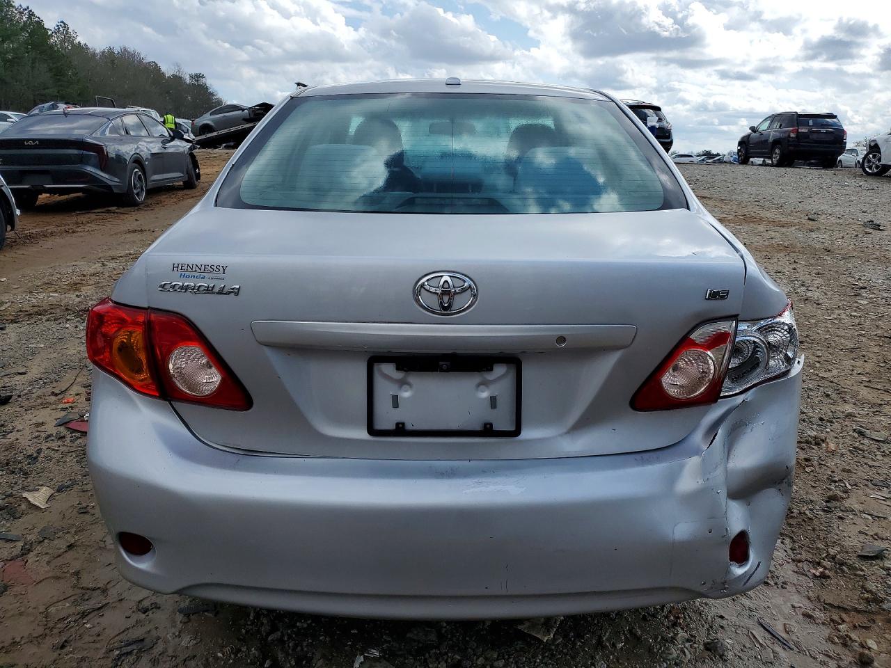 2010 Toyota Corolla Le Silver vin: 2T1BU4EE6AC503032