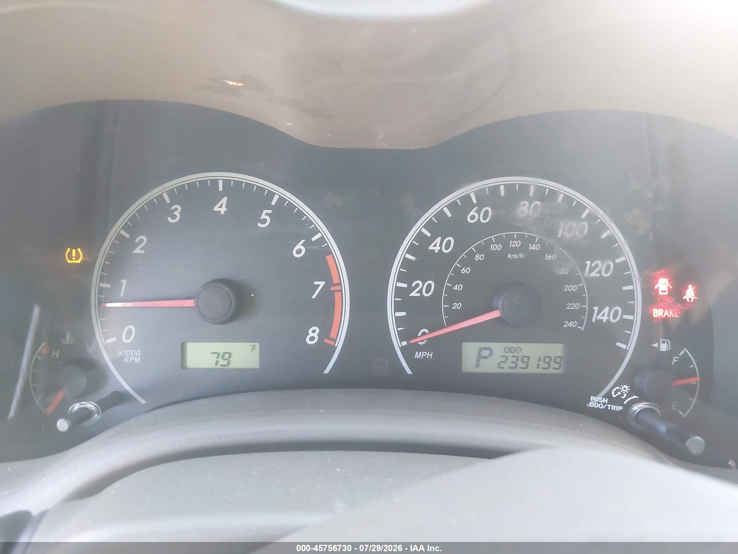 2010 Toyota Corolla Le Gold vin: 2T1BU4EE6AC504035