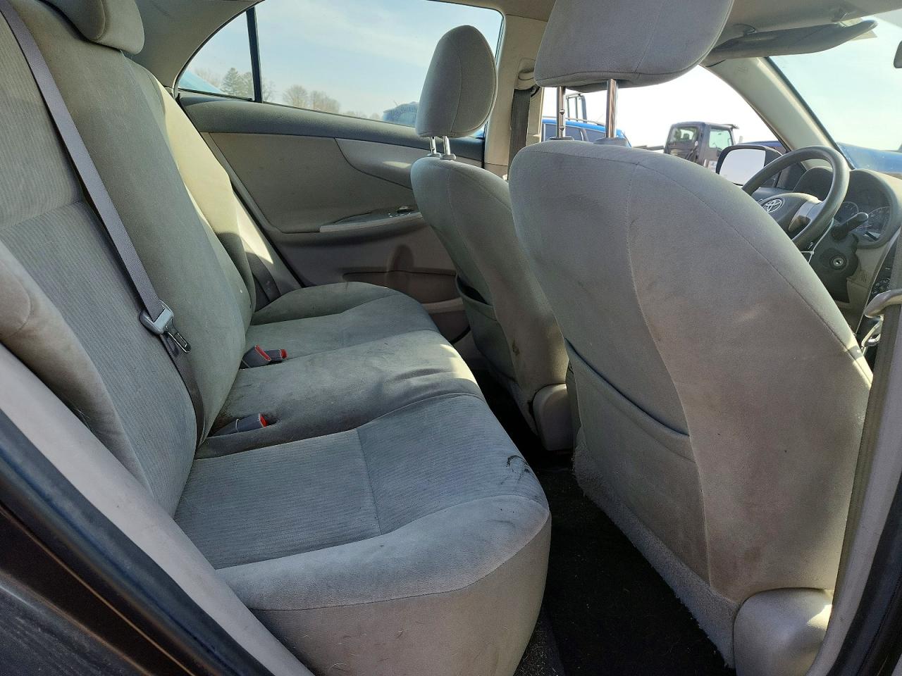 2010 Toyota Corolla Le Gray vin: 2T1BU4EE6AC516377