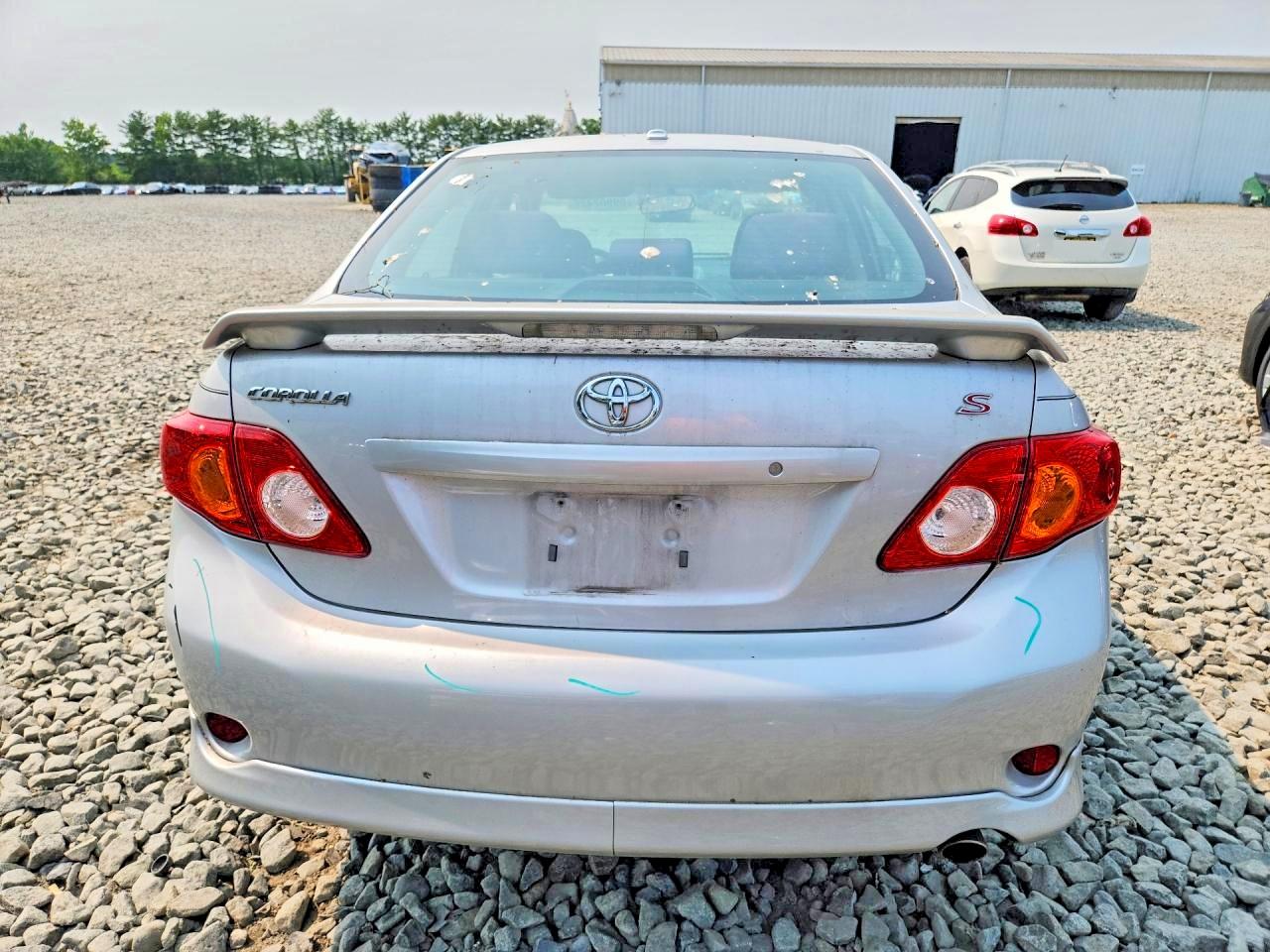 2010 Toyota Corolla S Silver vin: 2T1BU4EE6AC521885