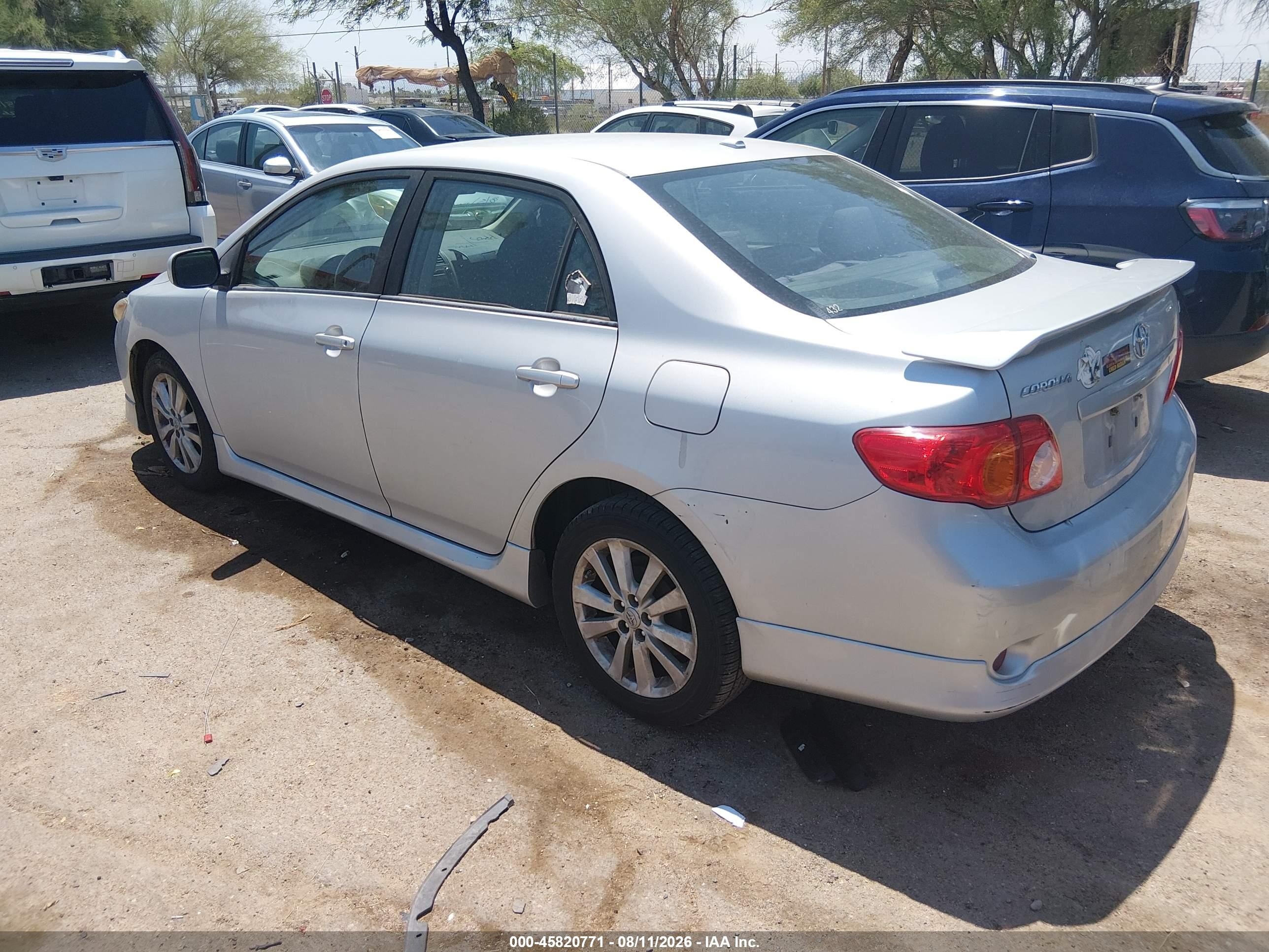 2010 Toyota Corolla S Серебряный vin: 2T1BU4EE6AC531736