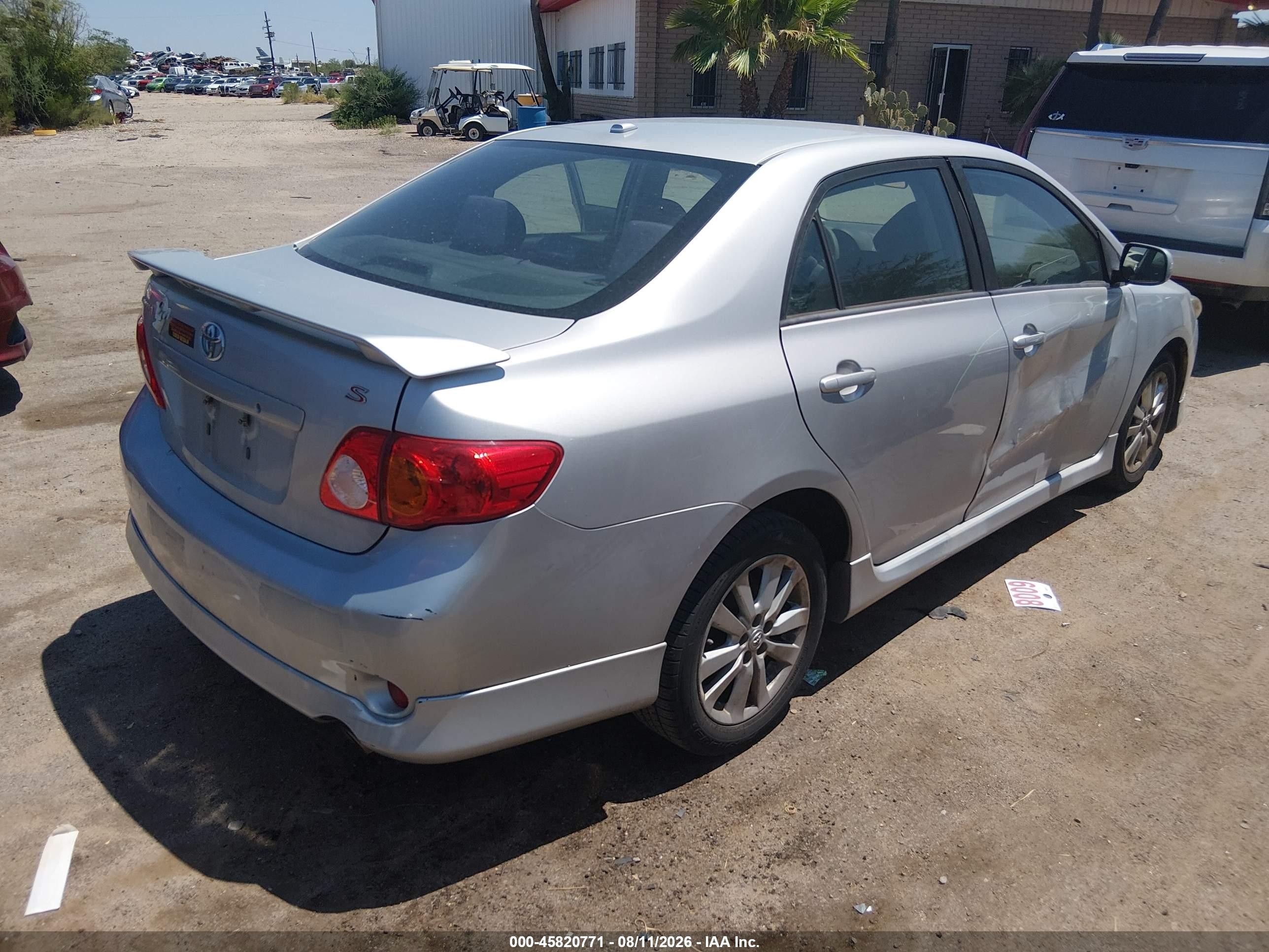 2010 Toyota Corolla S Серебряный vin: 2T1BU4EE6AC531736