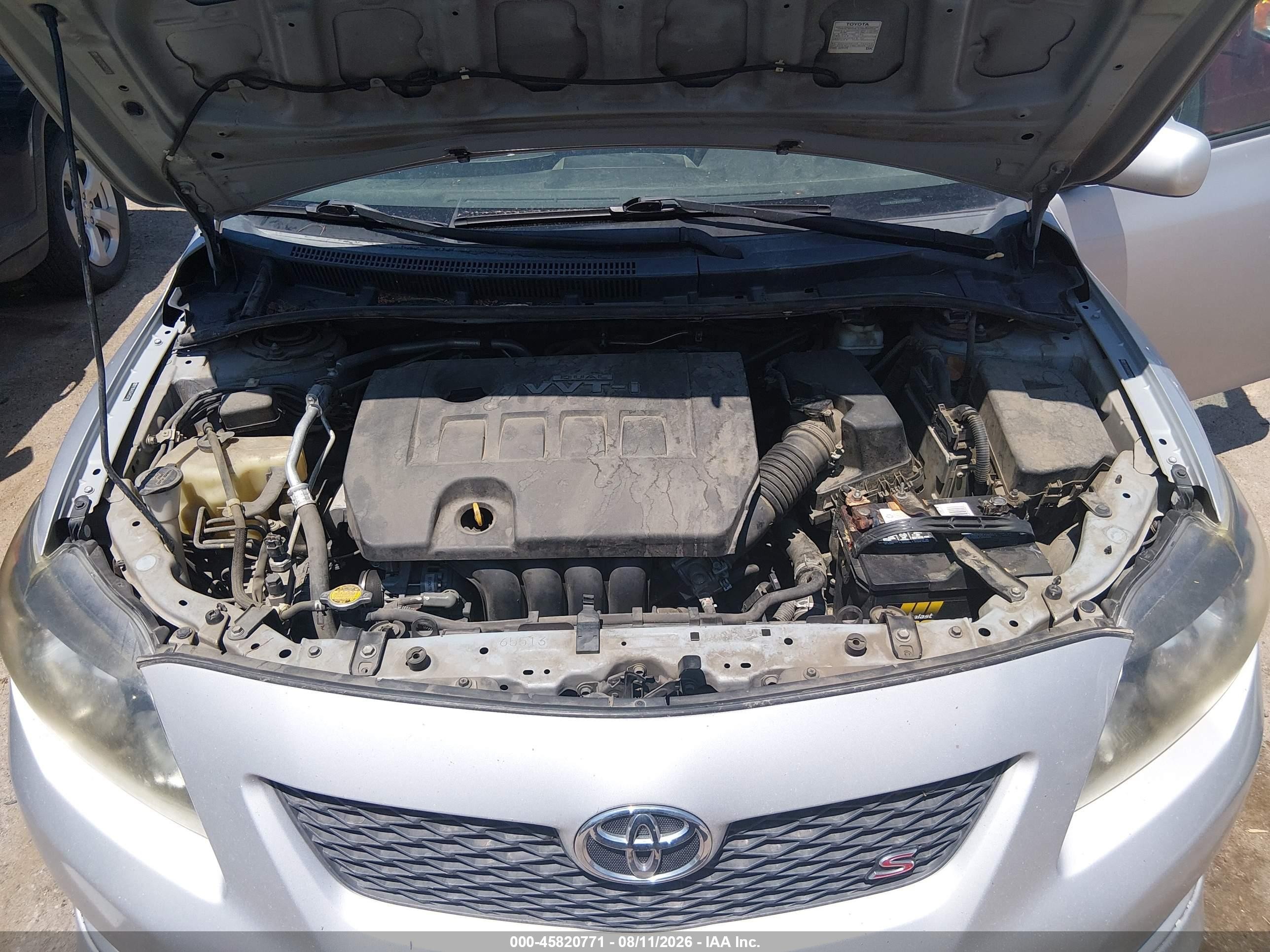 2010 Toyota Corolla S Серебряный vin: 2T1BU4EE6AC531736