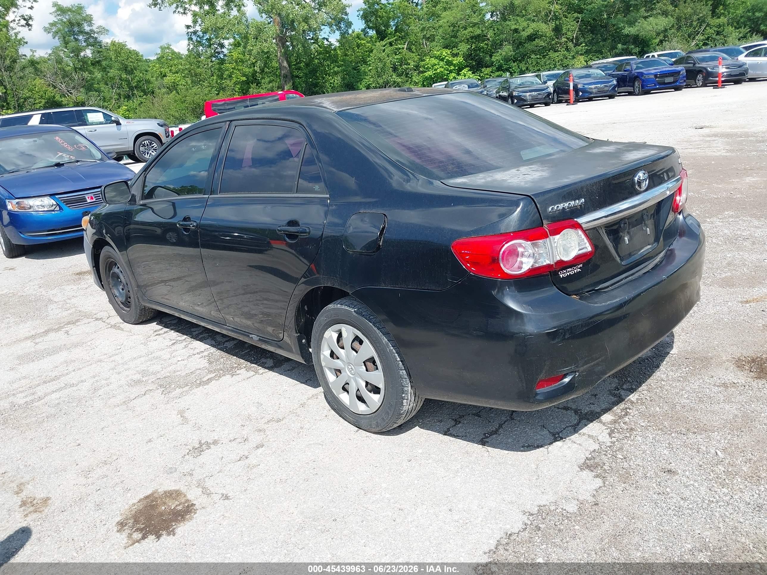 2011 Toyota Corolla Le Black vin: 2T1BU4EE6BC551311