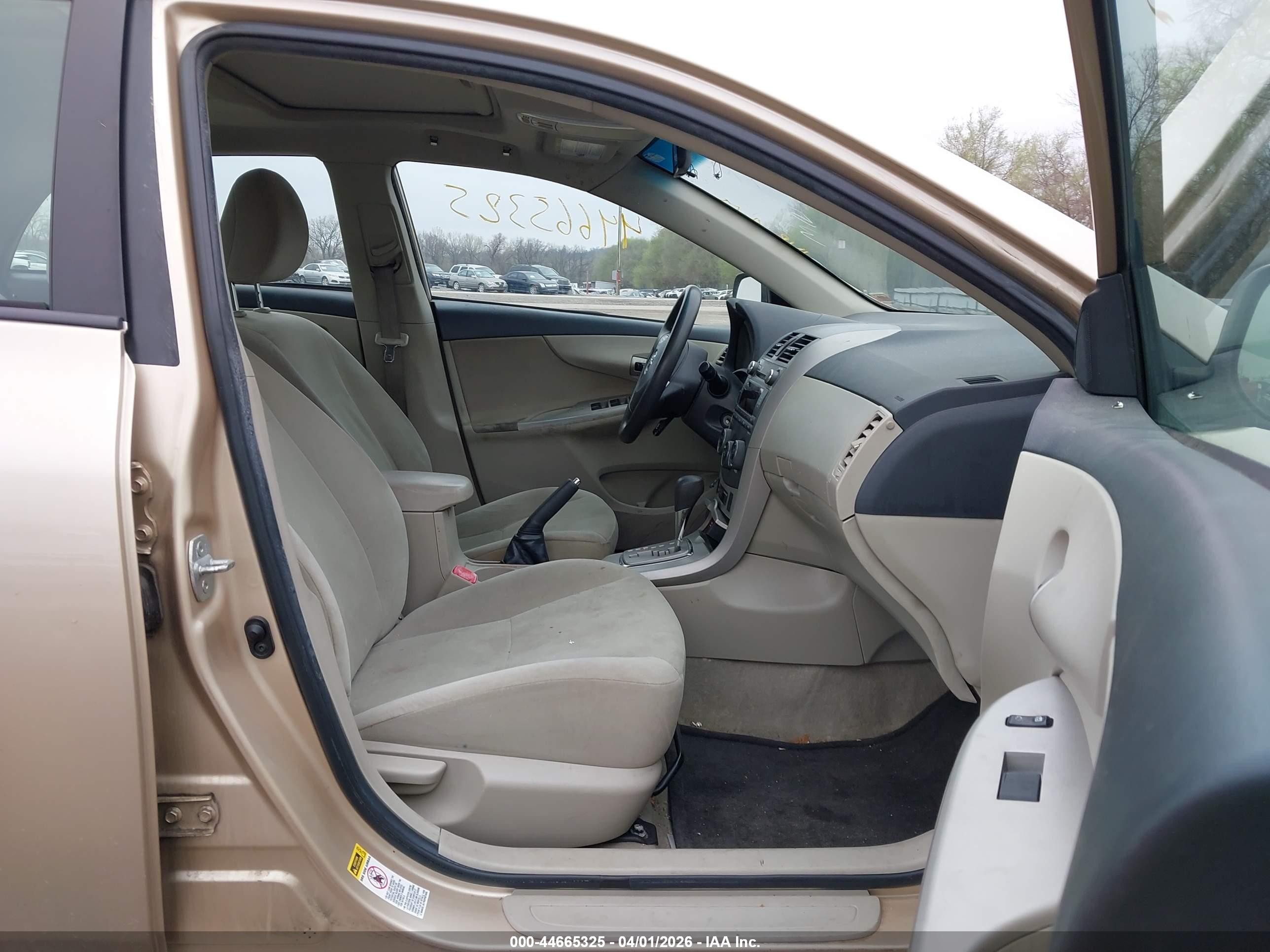 2011 Toyota Corolla Le Бежевый vin: 2T1BU4EE6BC574569