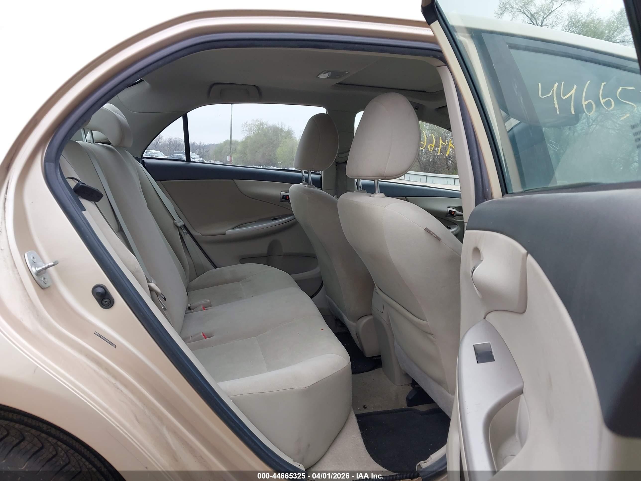 2011 Toyota Corolla Le Бежевый vin: 2T1BU4EE6BC574569