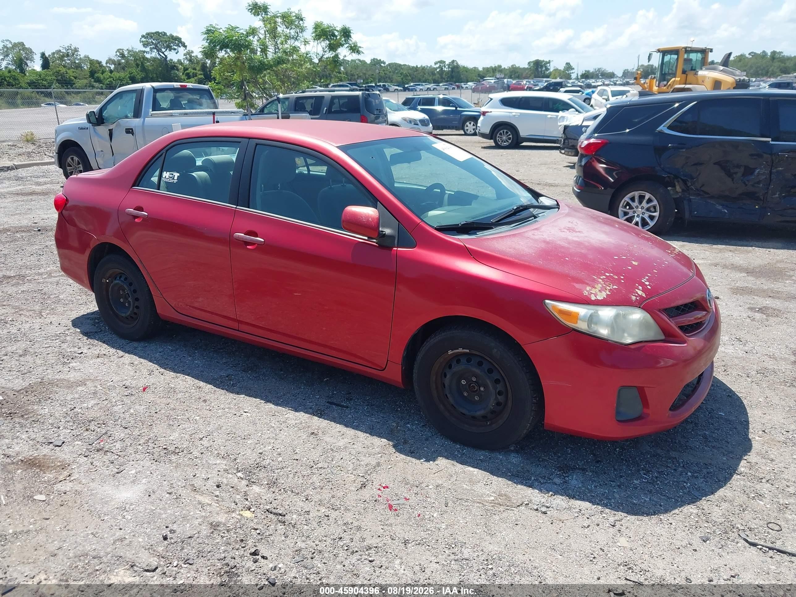 2011 Toyota Corolla Le Red vin: 2T1BU4EE6BC578976