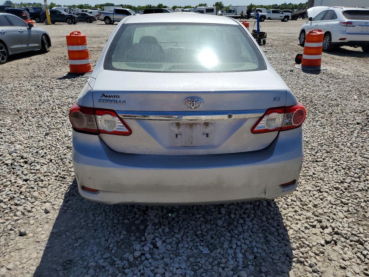 2011 Toyota Corolla Le Silver vin: 2T1BU4EE6BC585703