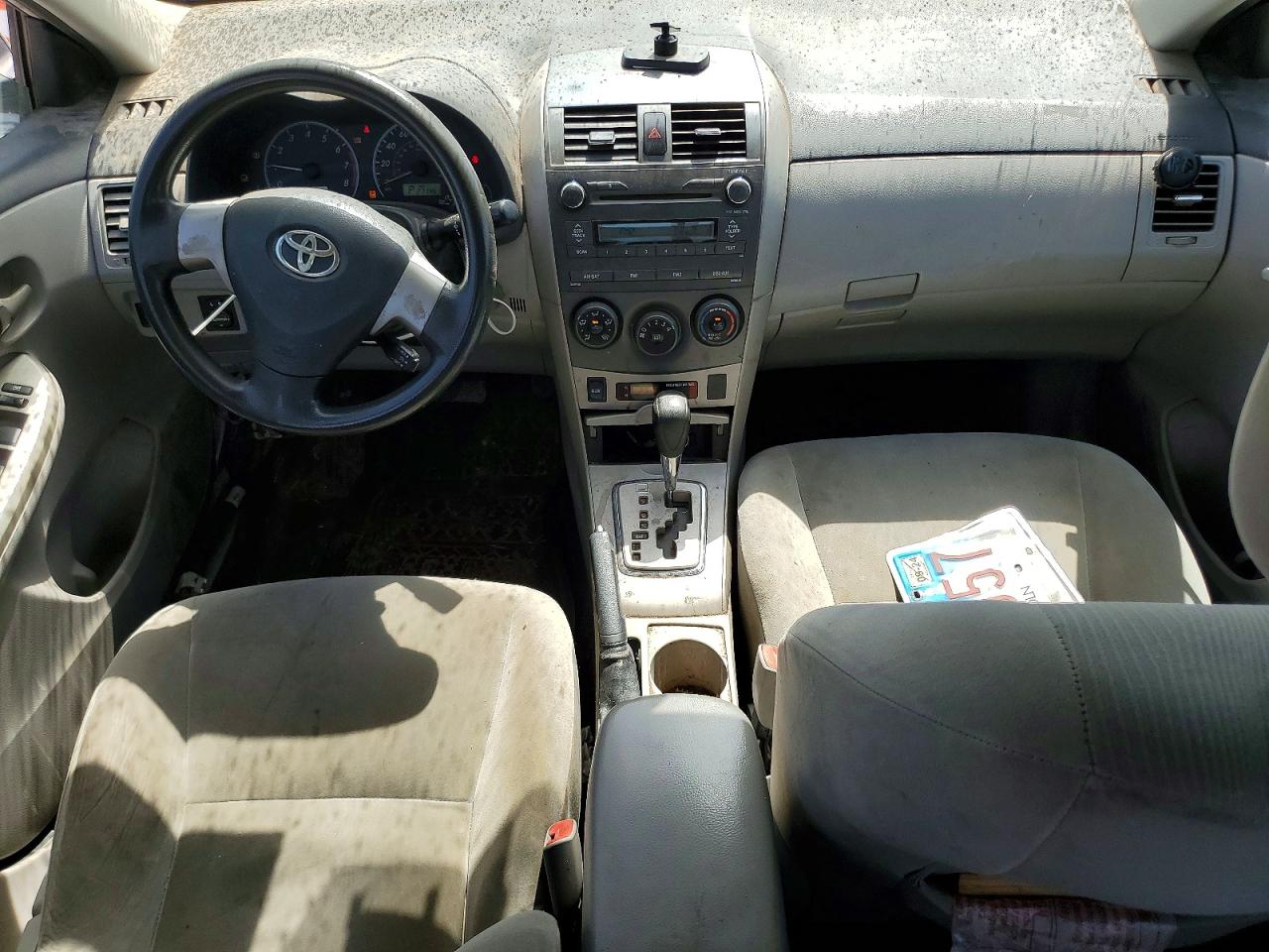 2011 Toyota Corolla Le Silver vin: 2T1BU4EE6BC585703