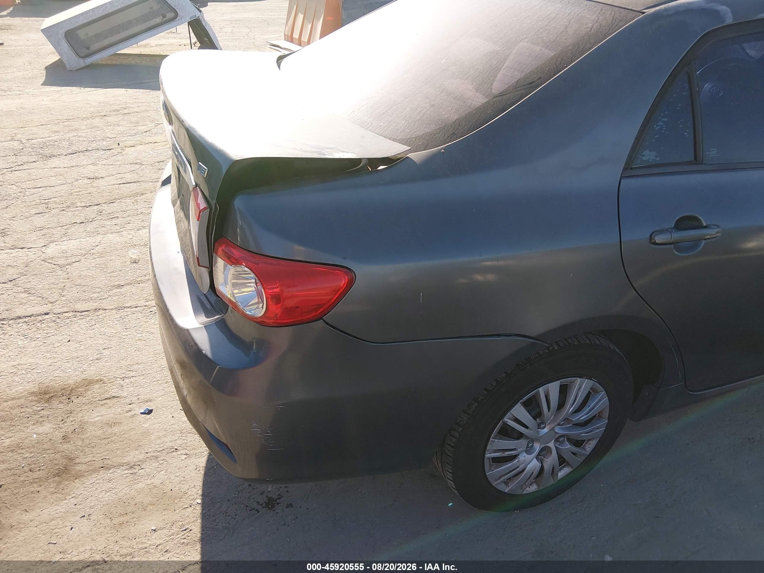 2011 Toyota Corolla Le Gray vin: 2T1BU4EE6BC589427