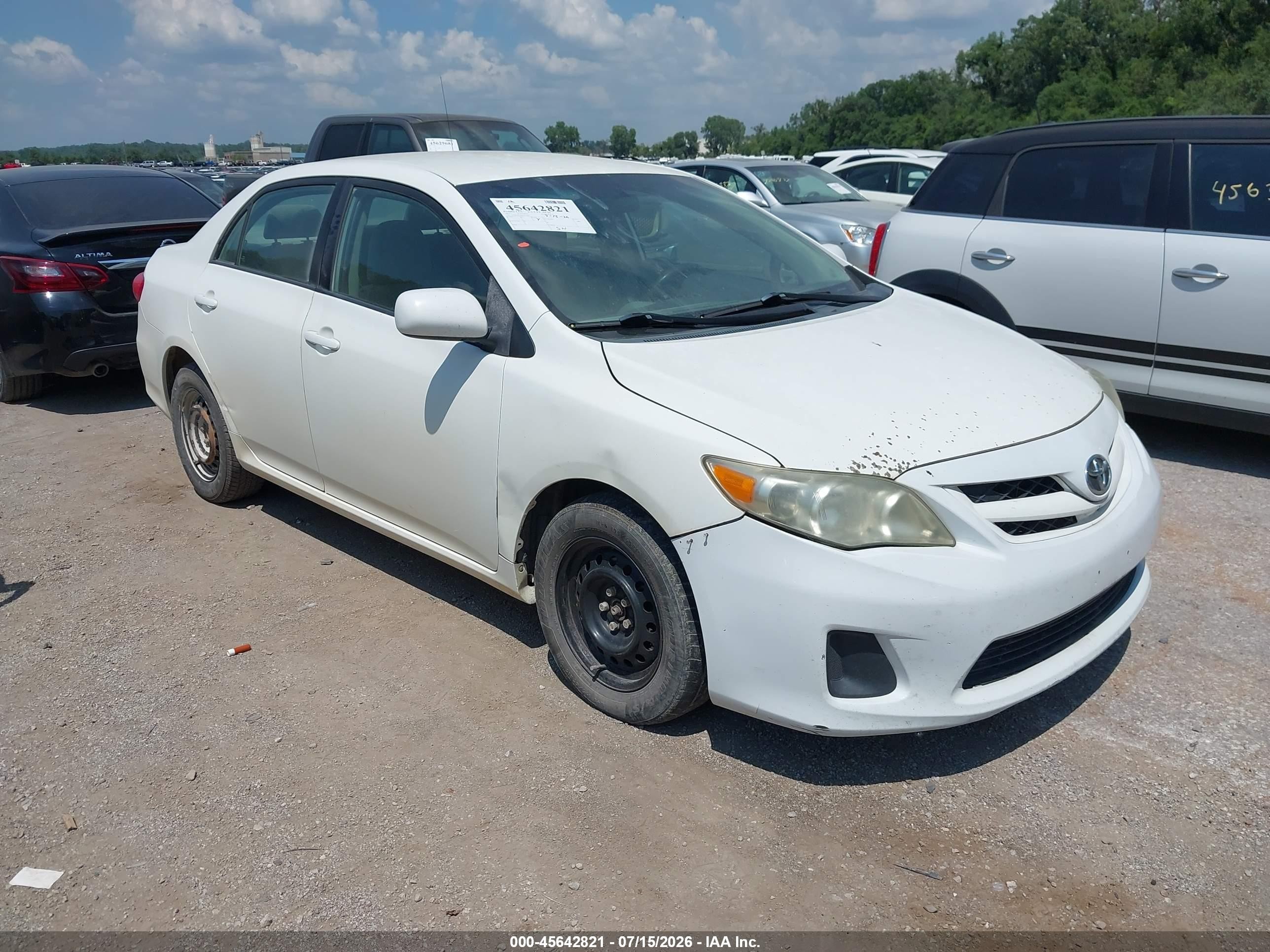 2011 Toyota Corolla Le White vin: 2T1BU4EE6BC613502