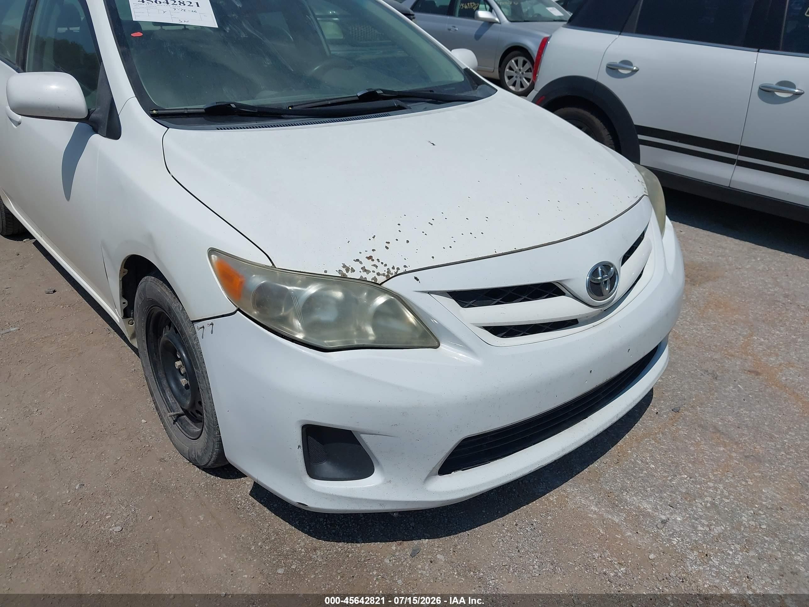 2011 Toyota Corolla Le White vin: 2T1BU4EE6BC613502