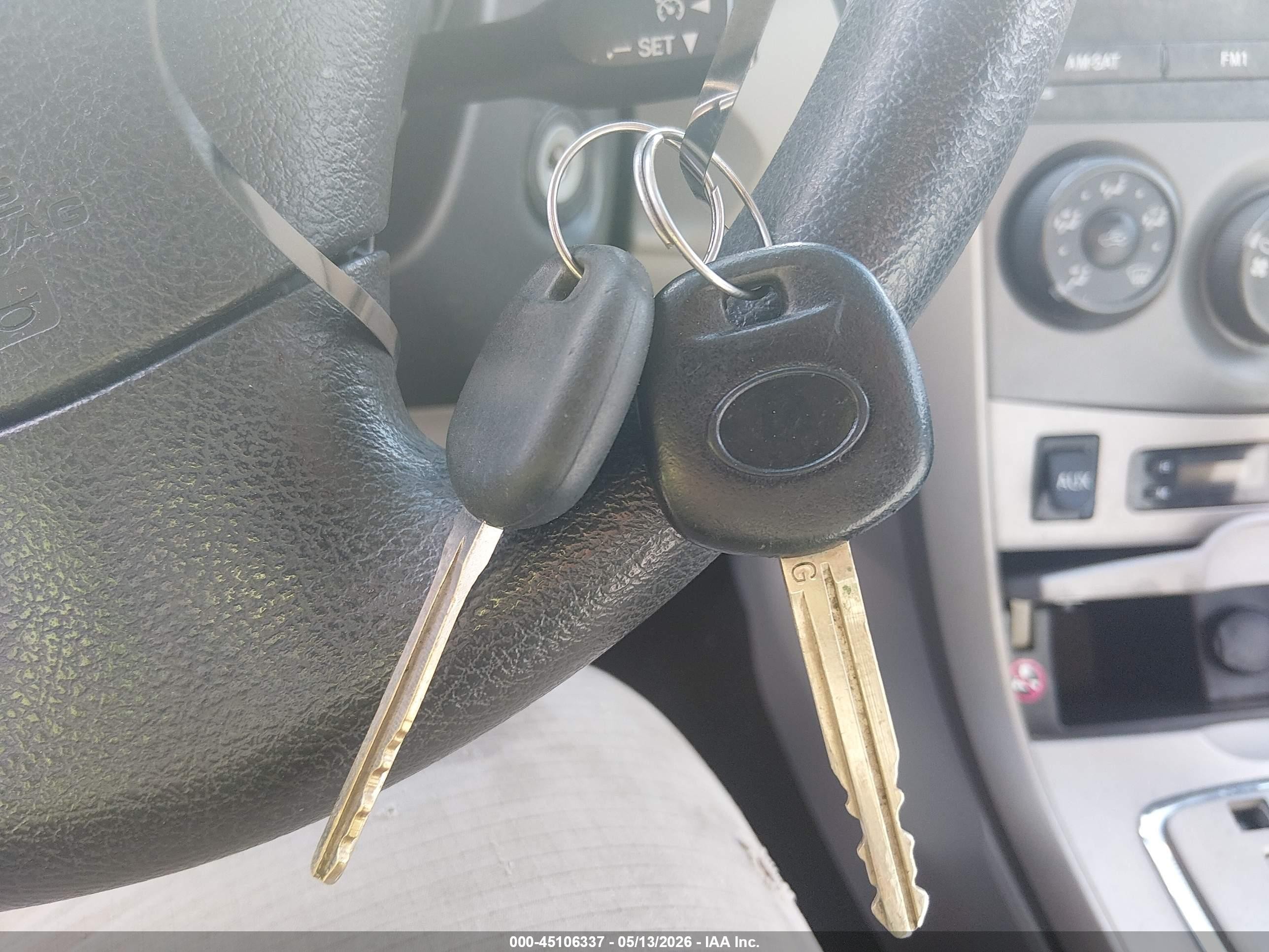 2011 Toyota Corolla Le Gray vin: 2T1BU4EE6BC632387