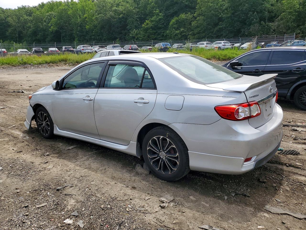 2011 Toyota Corolla S Silver vin: 2T1BU4EE6BC635077