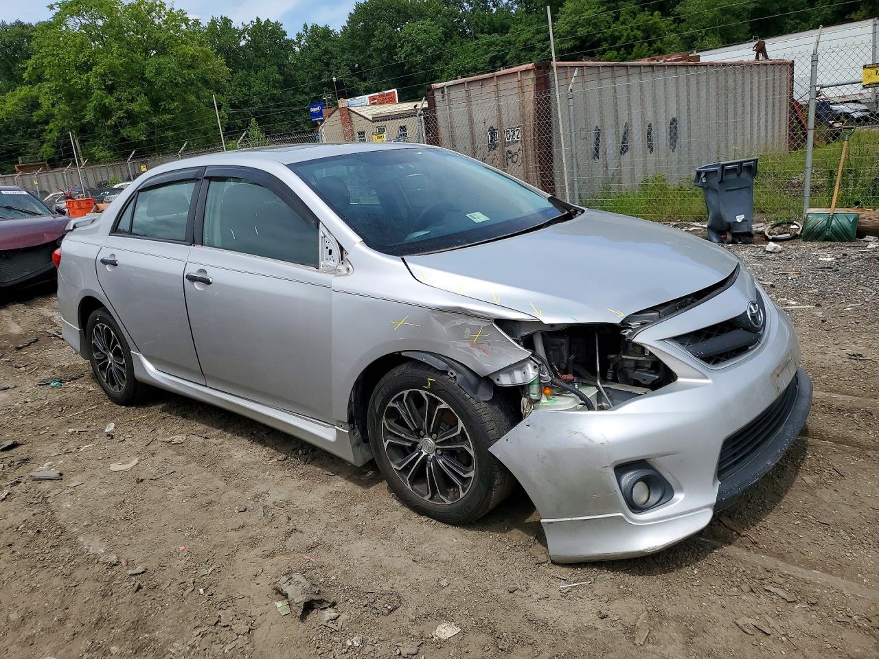 2011 Toyota Corolla S Silver vin: 2T1BU4EE6BC635077