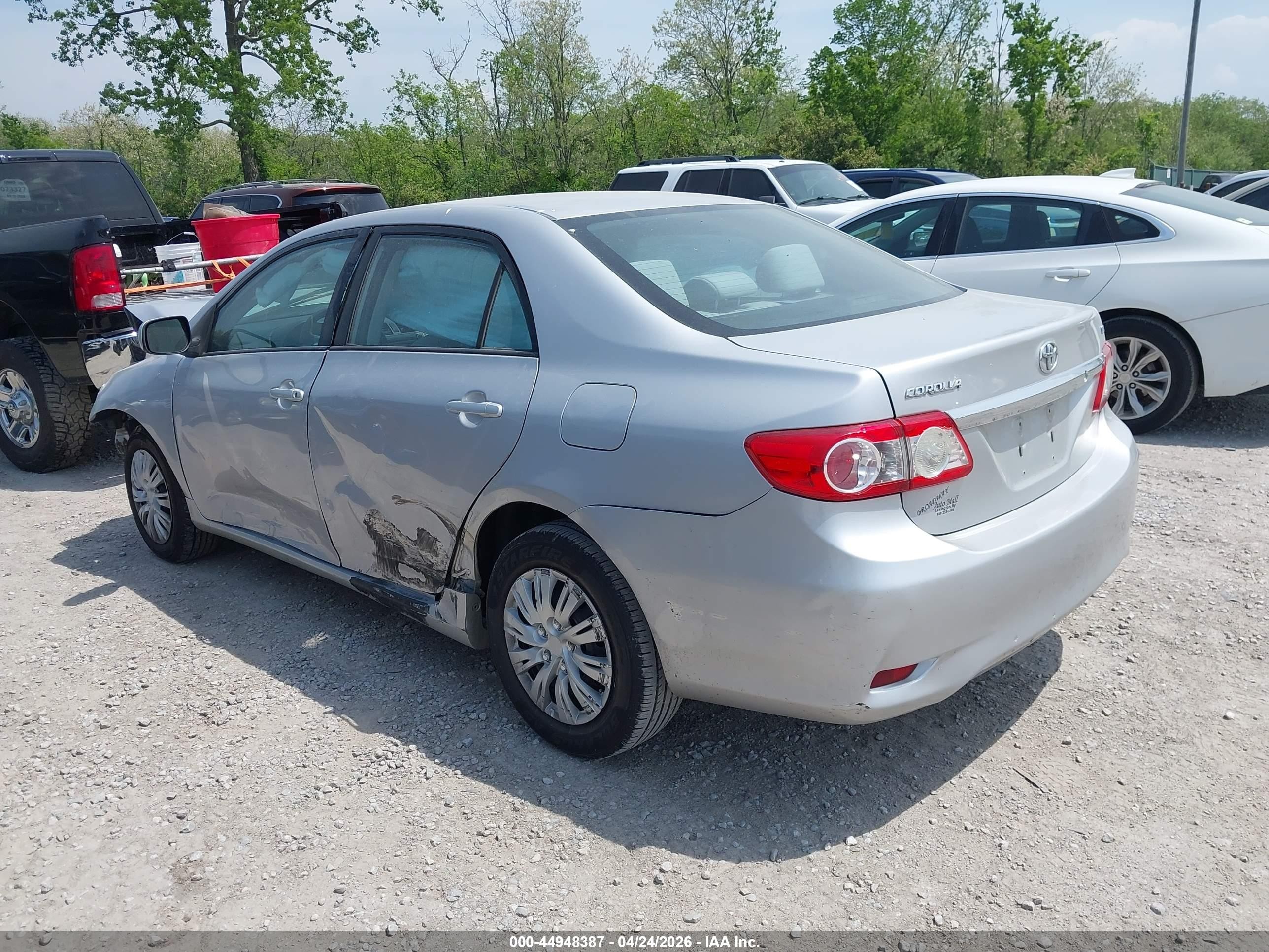 2011 Toyota Corolla Le Silver vin: 2T1BU4EE6BC637380