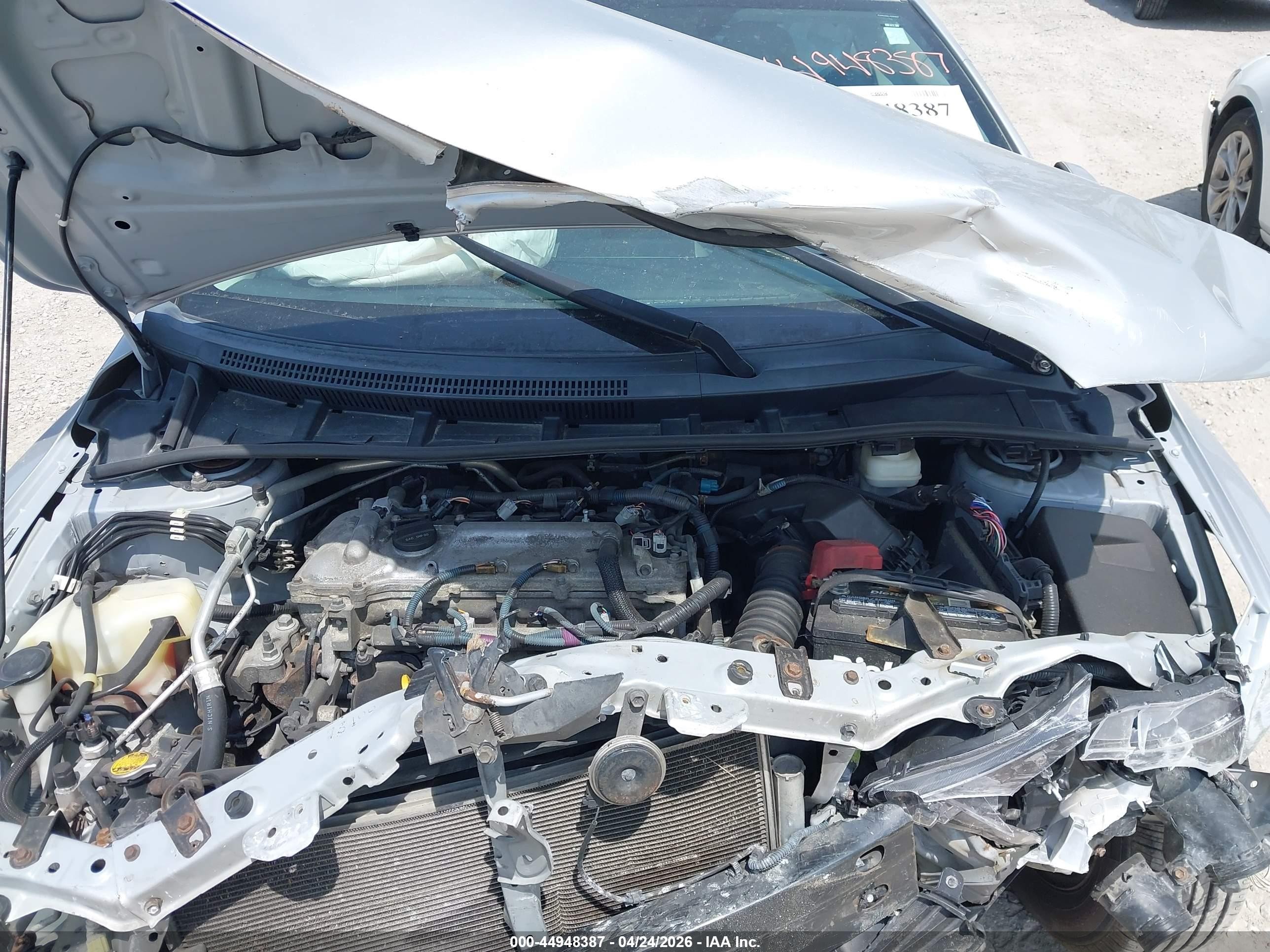 2011 Toyota Corolla Le Silver vin: 2T1BU4EE6BC637380