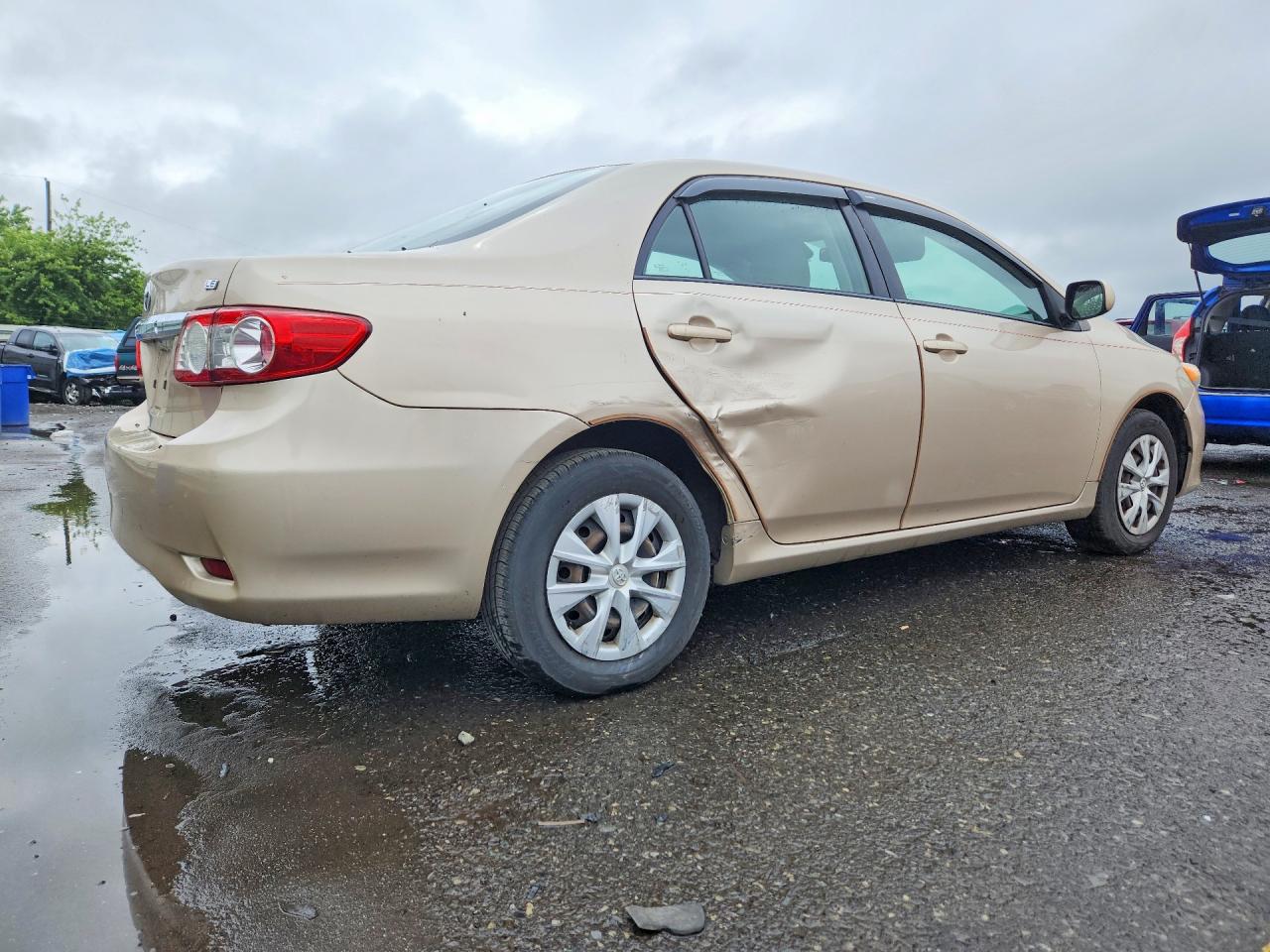 2011 Toyota Corolla Le Желто-коричневый vin: 2T1BU4EE6BC647987