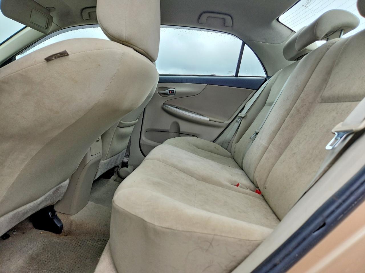 2011 Toyota Corolla Le Желто-коричневый vin: 2T1BU4EE6BC647987