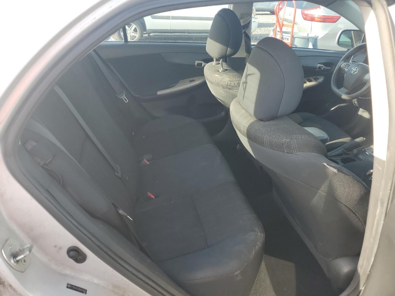 2011 Toyota Corolla S Silver vin: 2T1BU4EE6BC651568