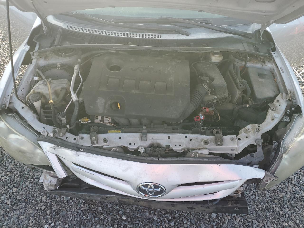 2011 Toyota Corolla S Silver vin: 2T1BU4EE6BC651568
