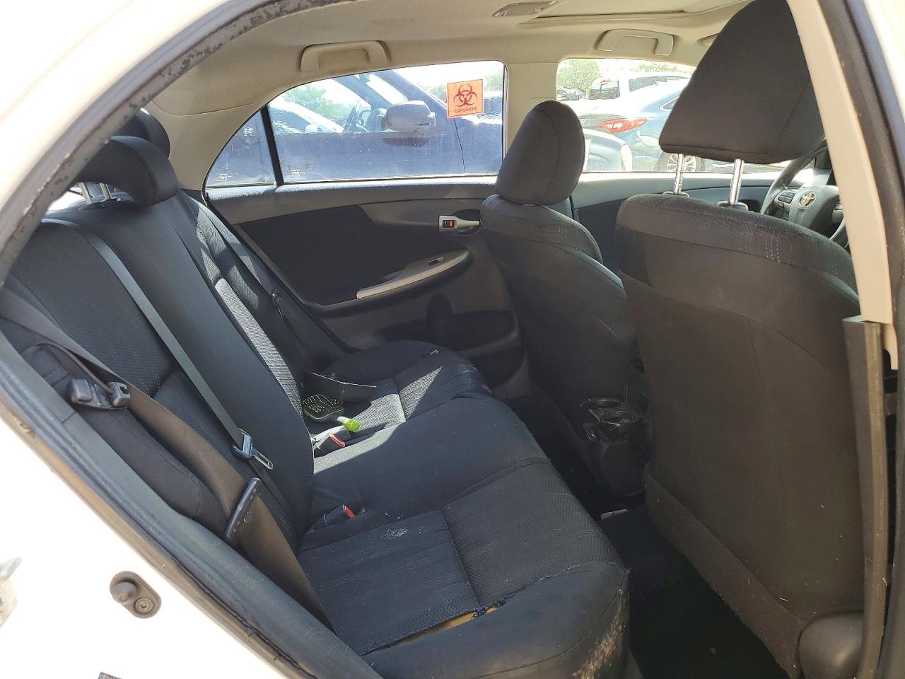 2011 Toyota Corolla S White vin: 2T1BU4EE6BC658391
