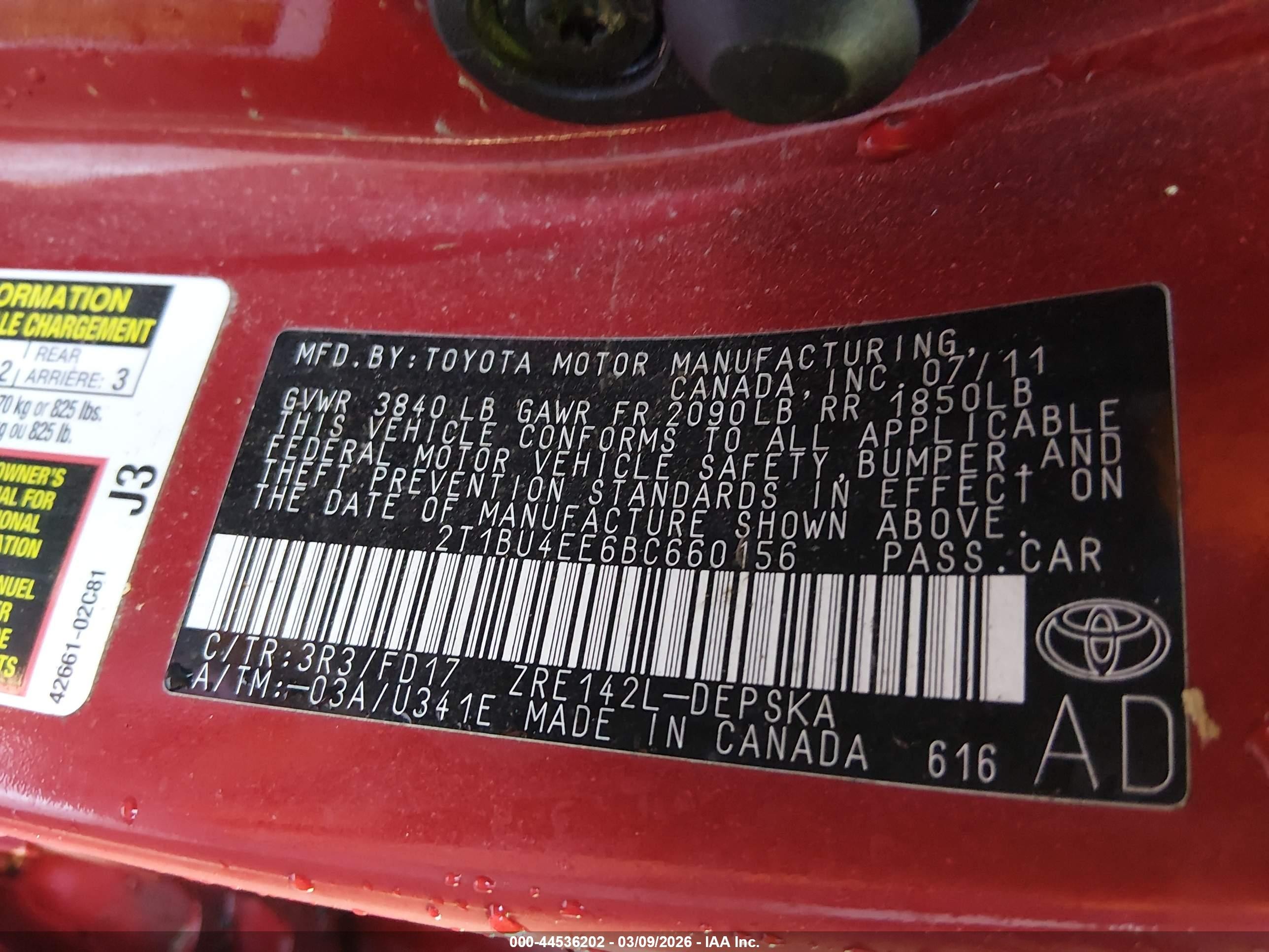 2011 Toyota Corolla S Красный vin: 2T1BU4EE6BC660156