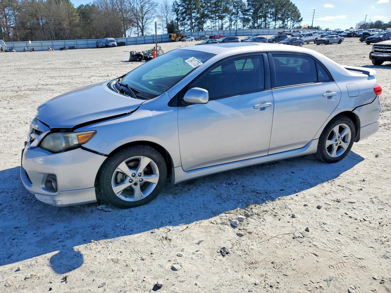 2011 Toyota Corolla Base Серебряный vin: 2T1BU4EE6BC666538